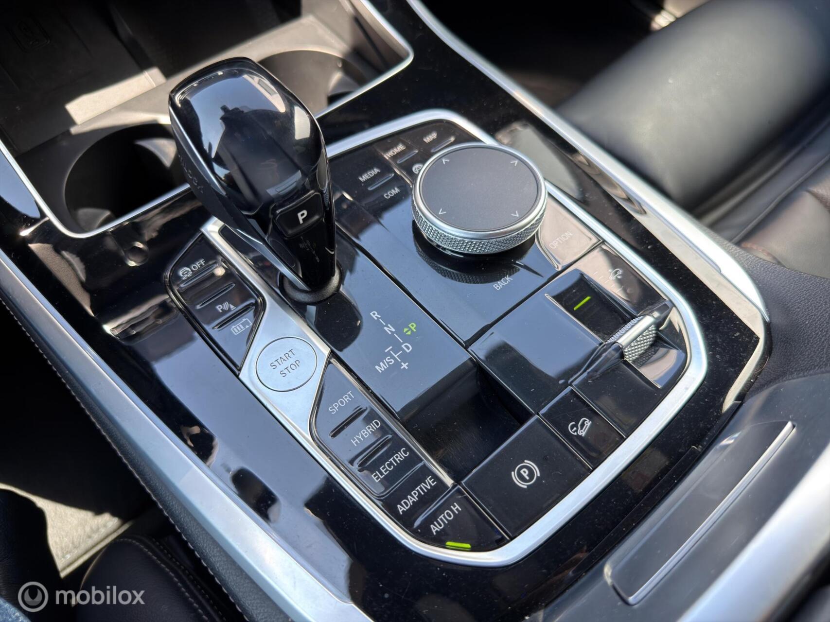 Foto van BMW X5 Xdrive45e