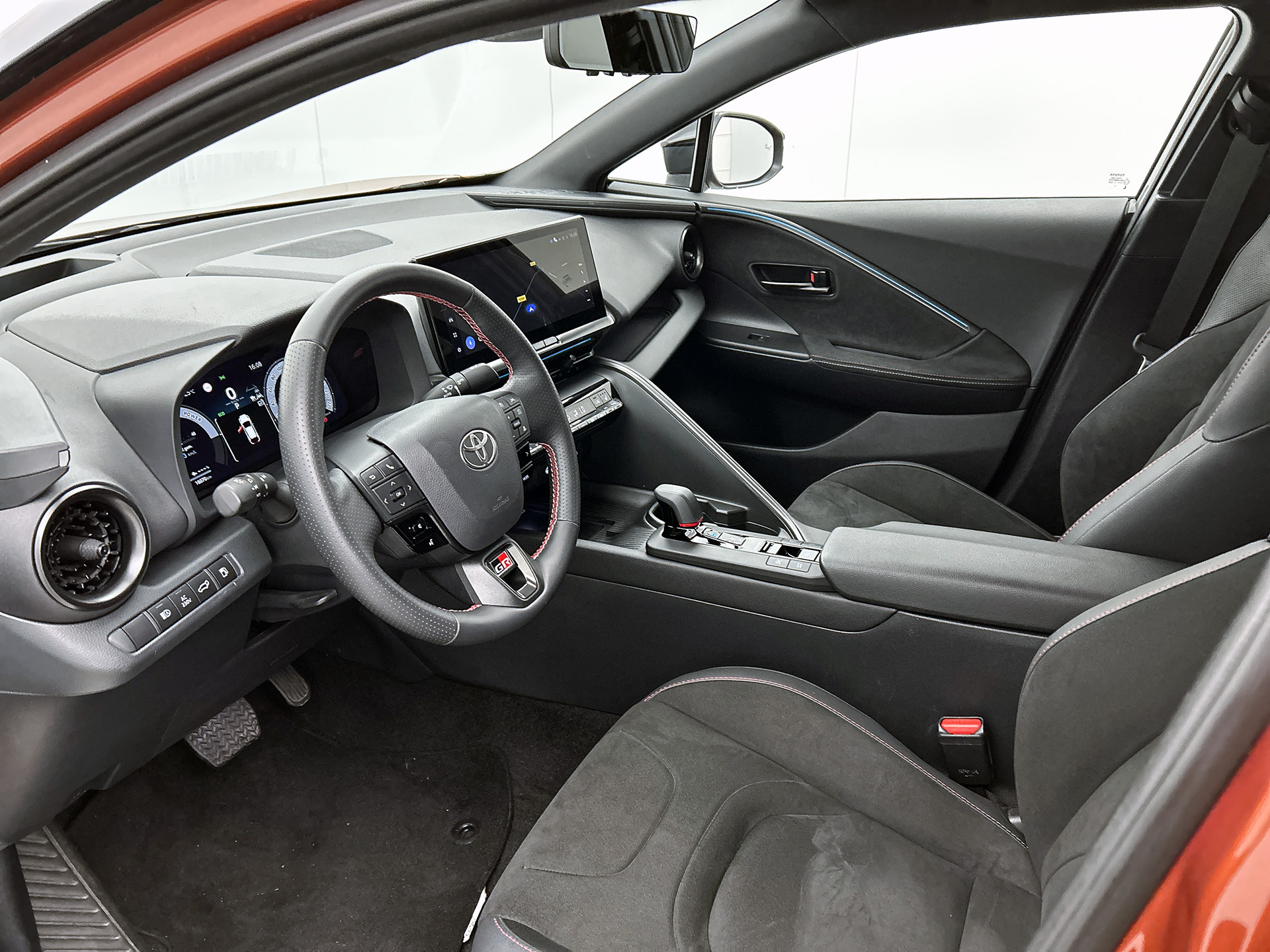 Foto van Toyota C-hr
