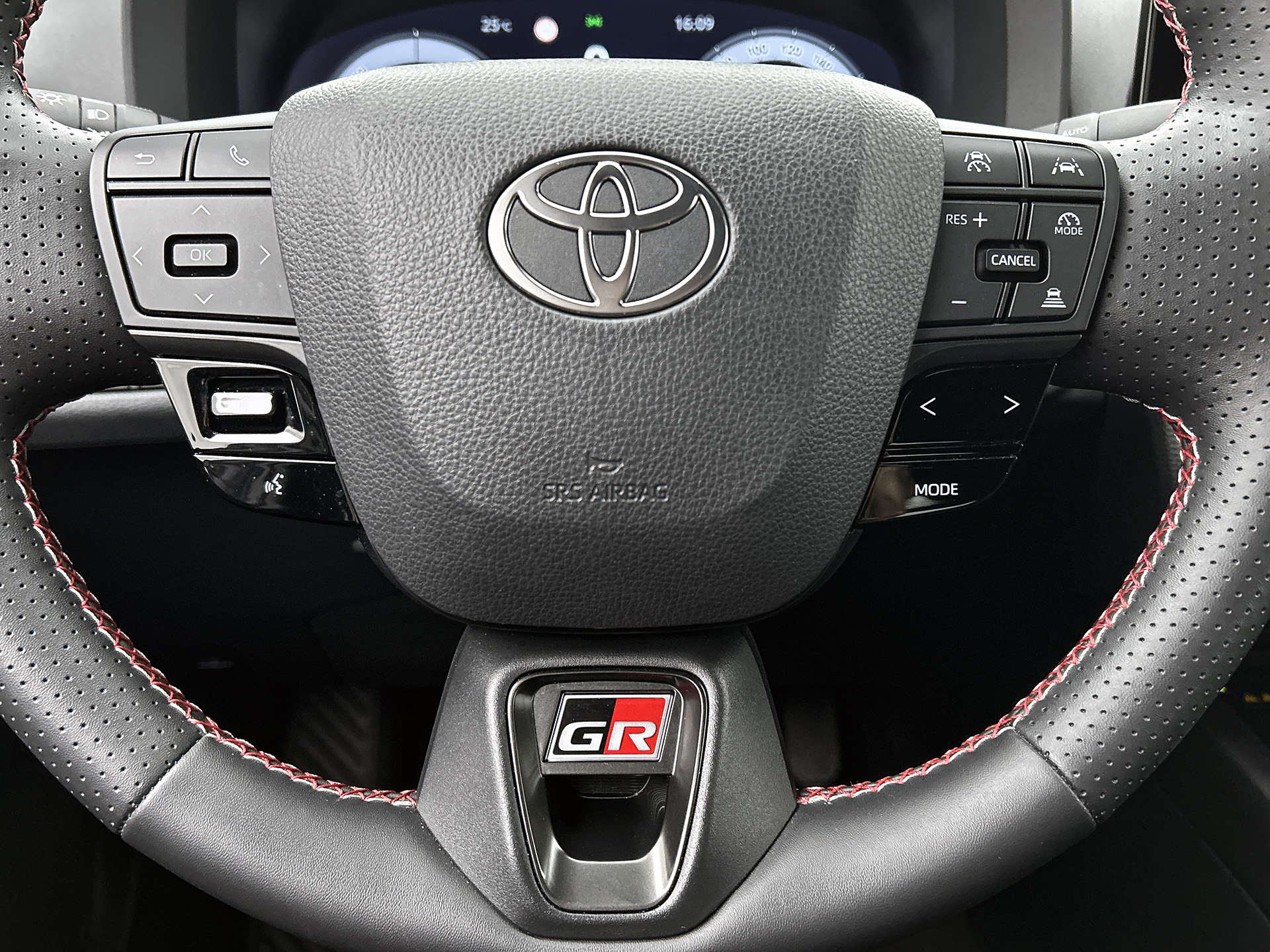 Foto van Toyota C-hr