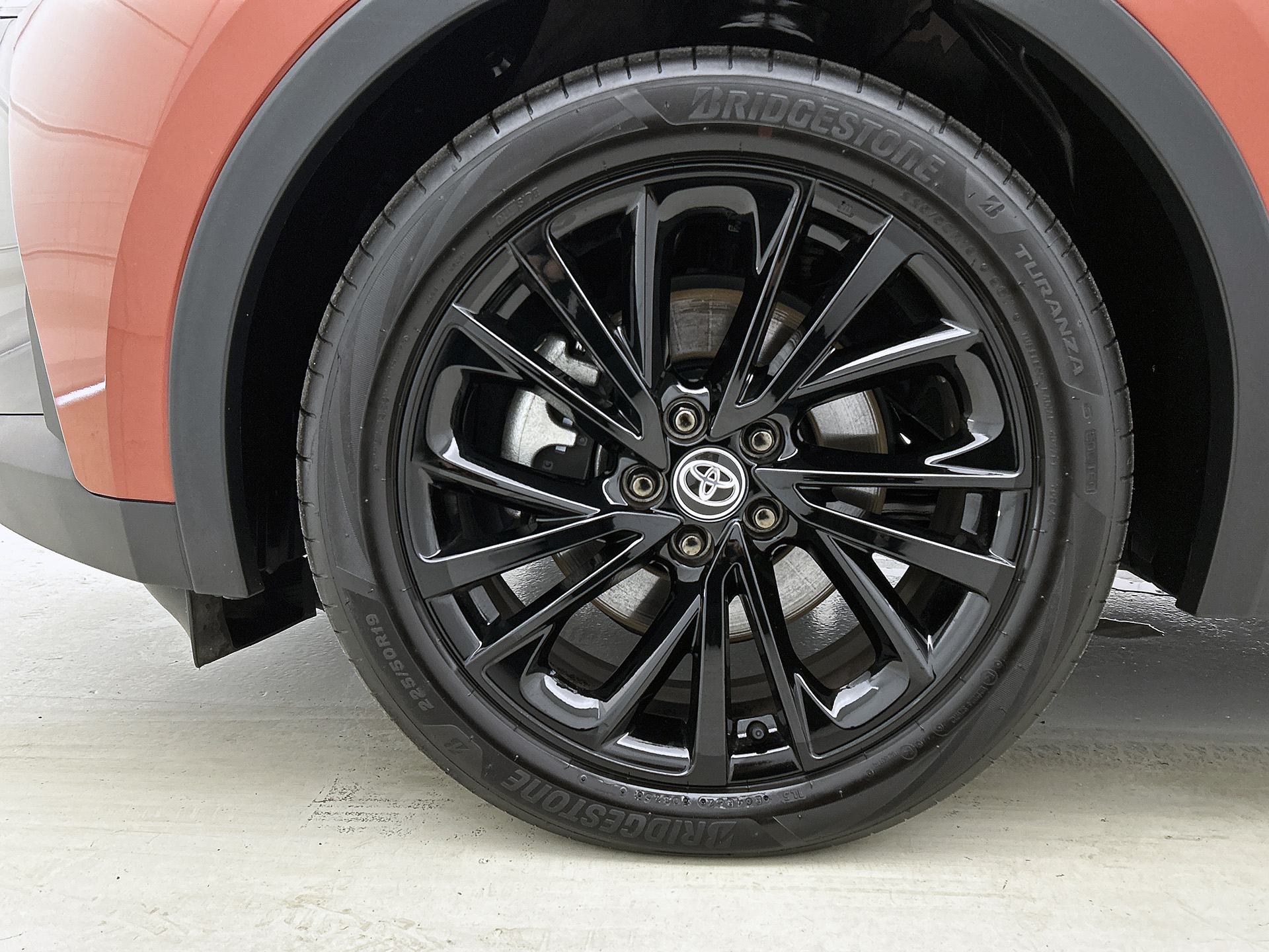 Foto van Toyota C-hr