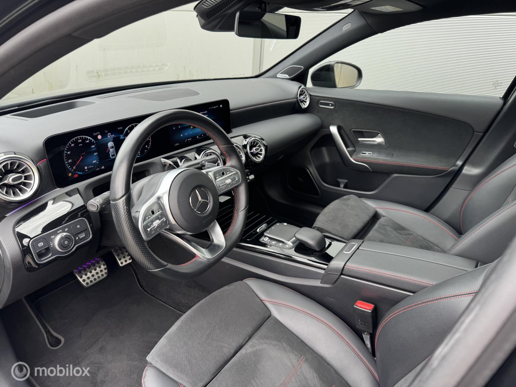 Foto van Mercedes-Benz A 200