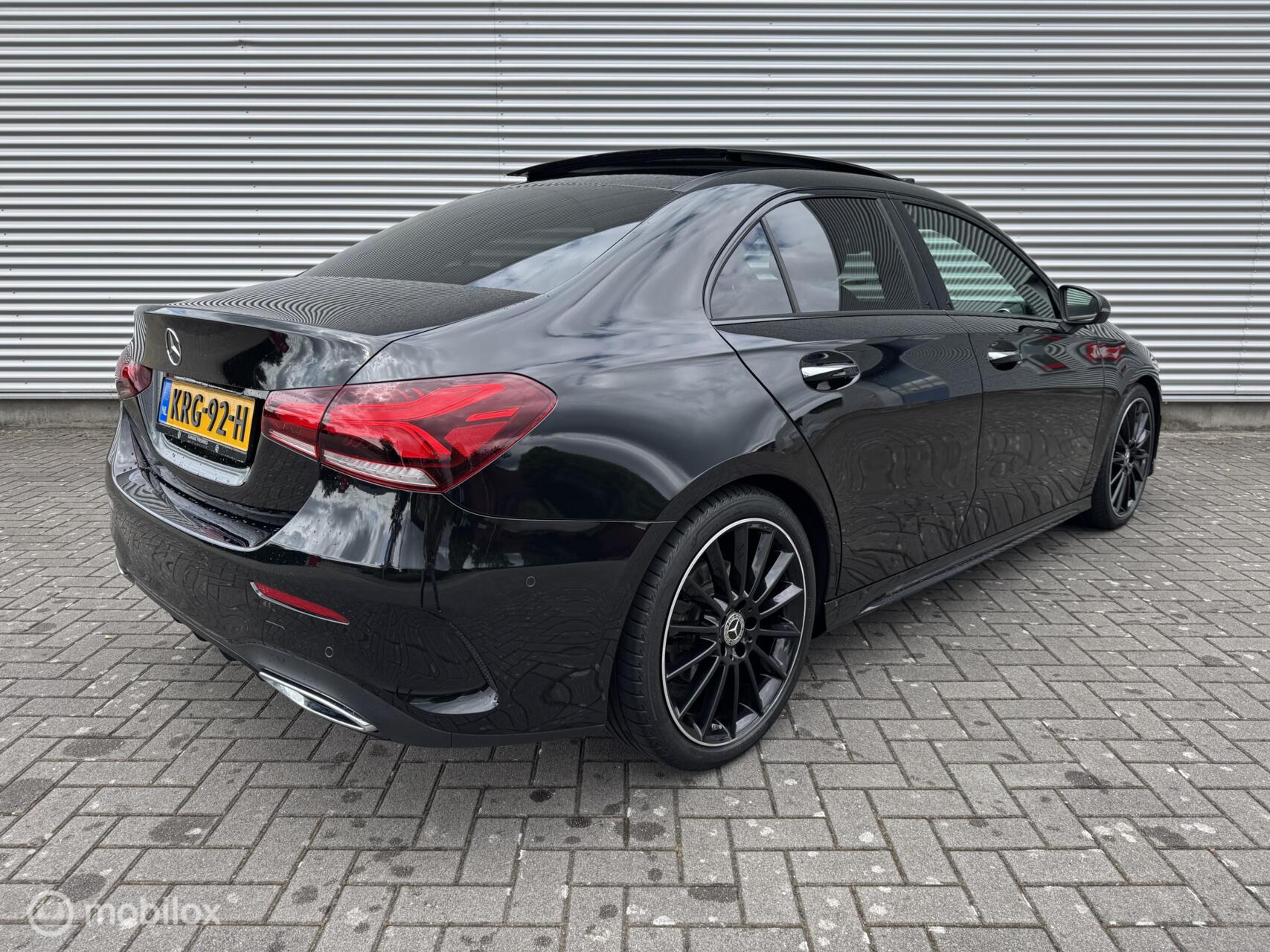 Foto van Mercedes-Benz A 200