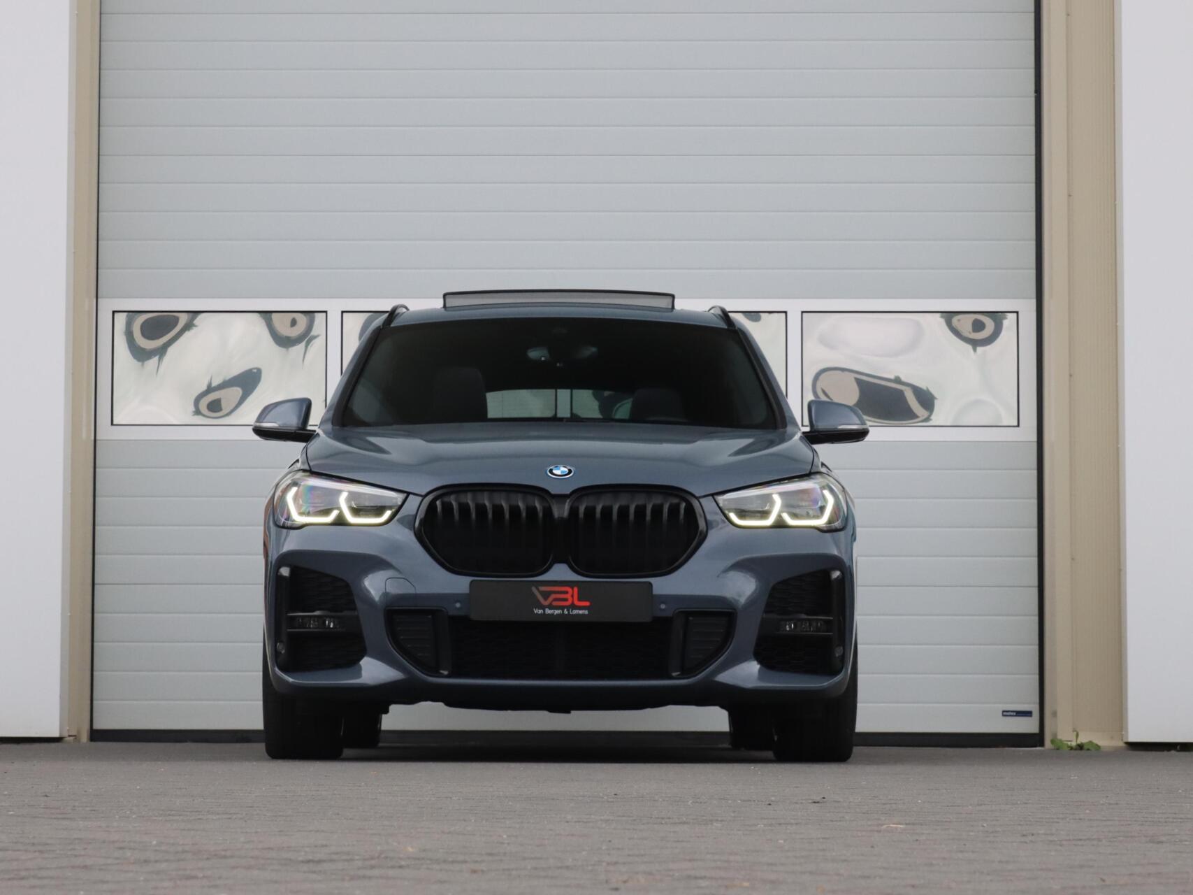 Foto van BMW X1