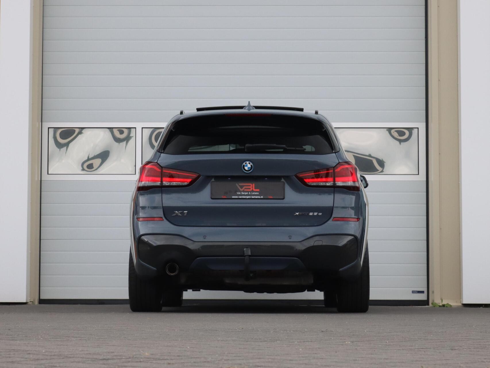 Foto van BMW X1