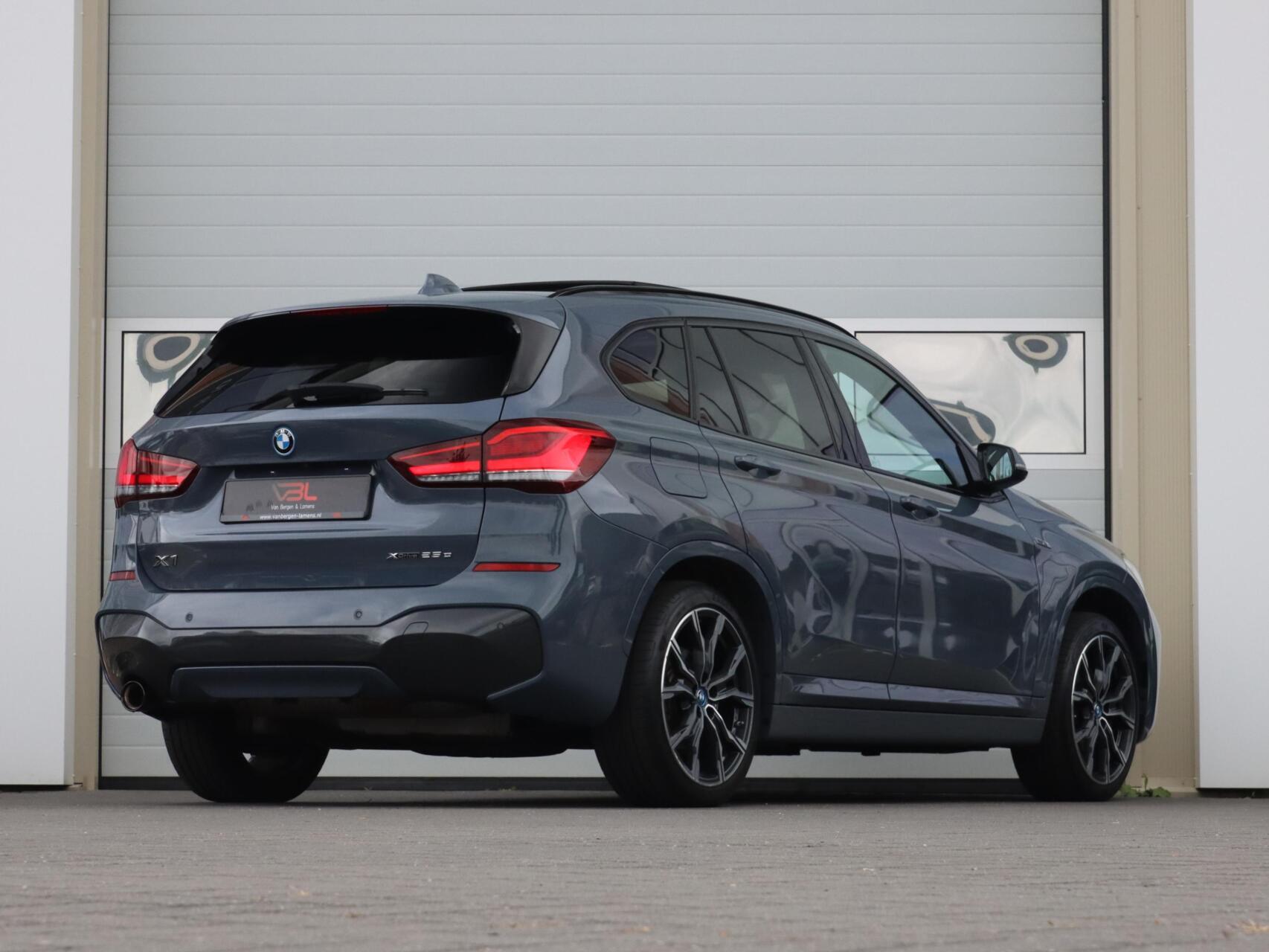 Foto van BMW X1