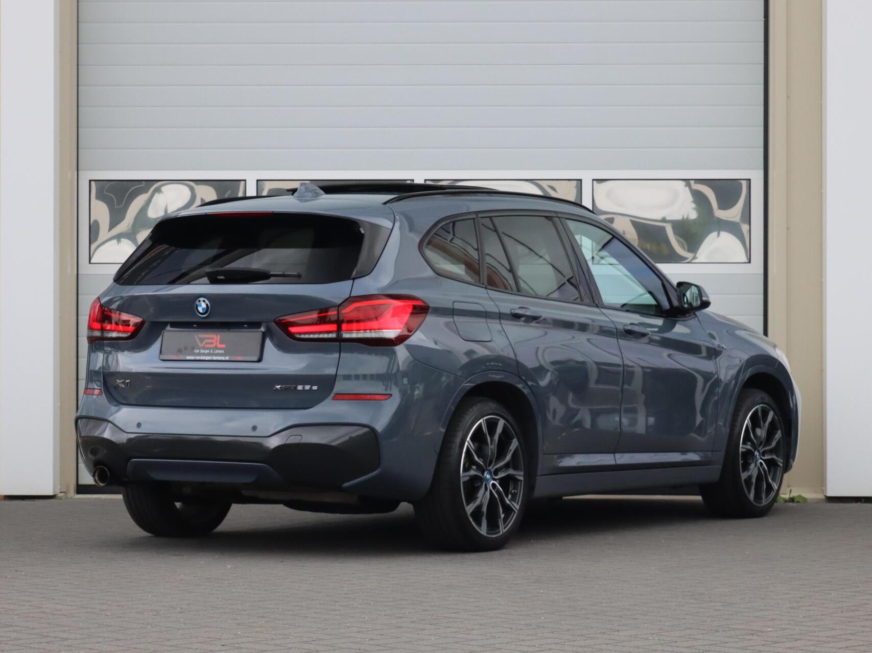 Foto van BMW X1