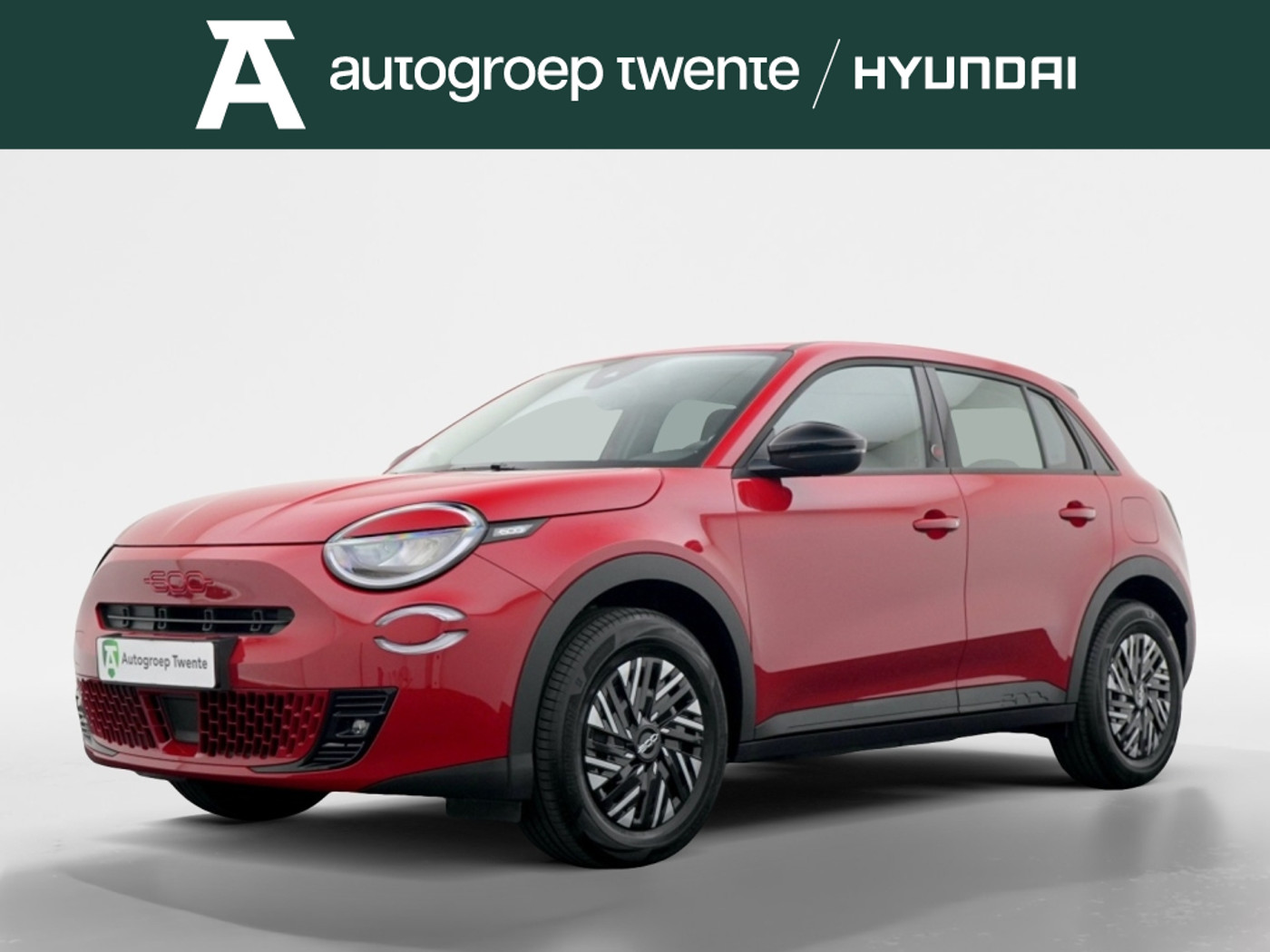Fiat 600 RED 54 kWh | LED | Private lease 479 pm 2024 - voorkant