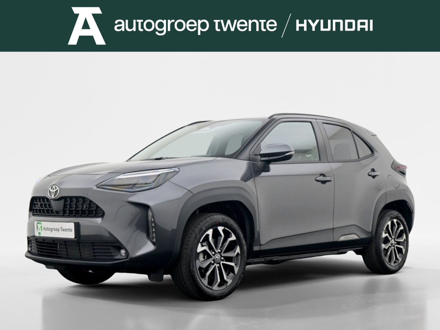 Toyota Yaris Cross 1.5 Hybrid 130pk Dynamic + Comfort Pack | Private lease 599 pm 2026 - voorkant