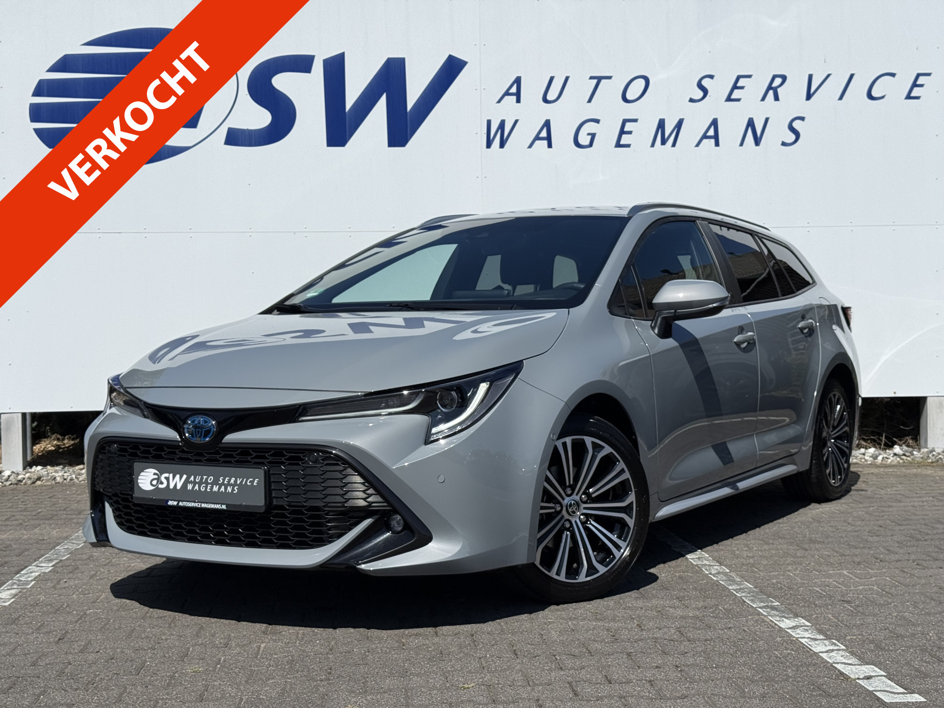 Toyota Corolla Touring Sports 1.8 Hybrid Team D 2023 - voorkant