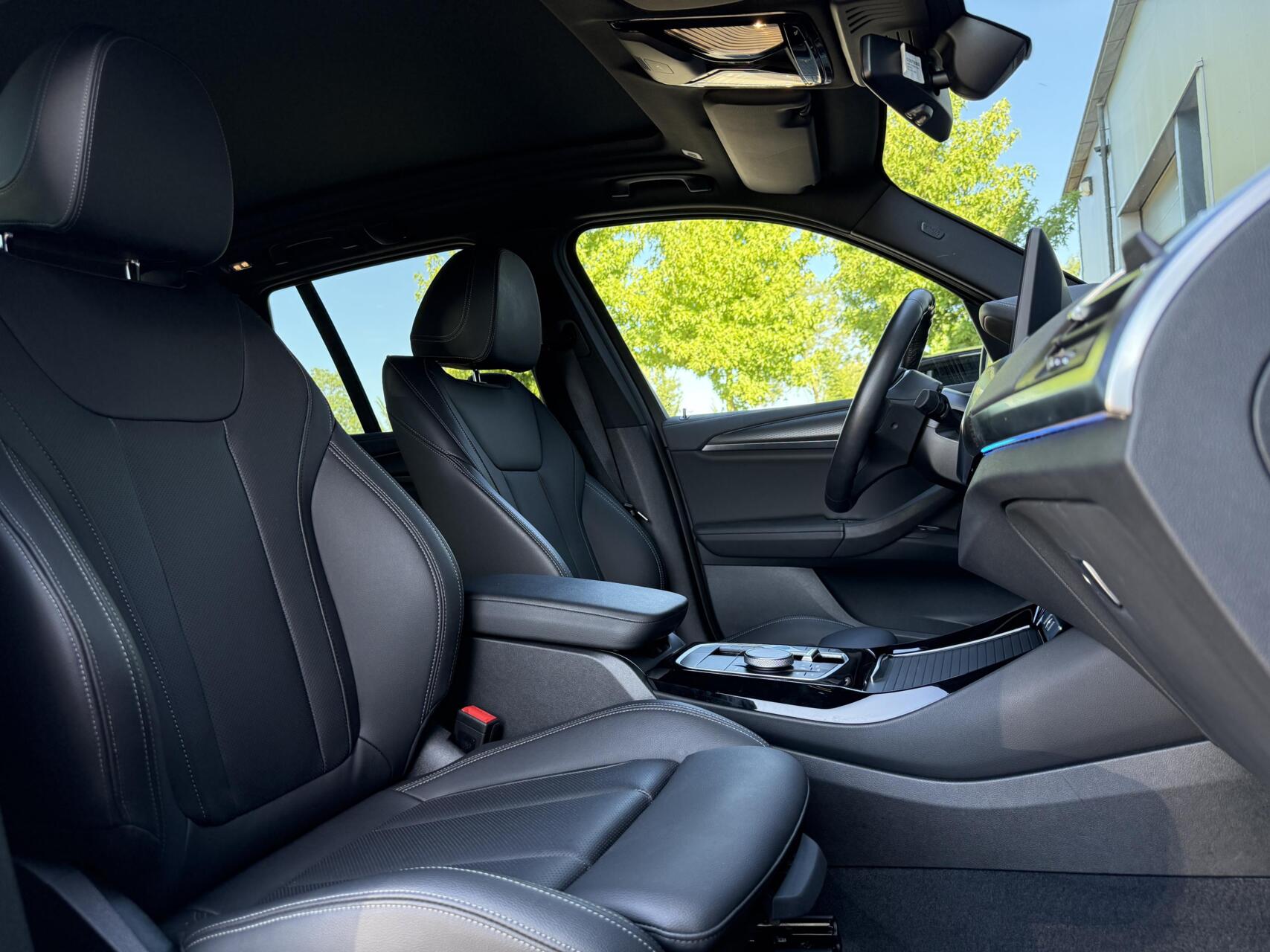 Foto van BMW Ix3
