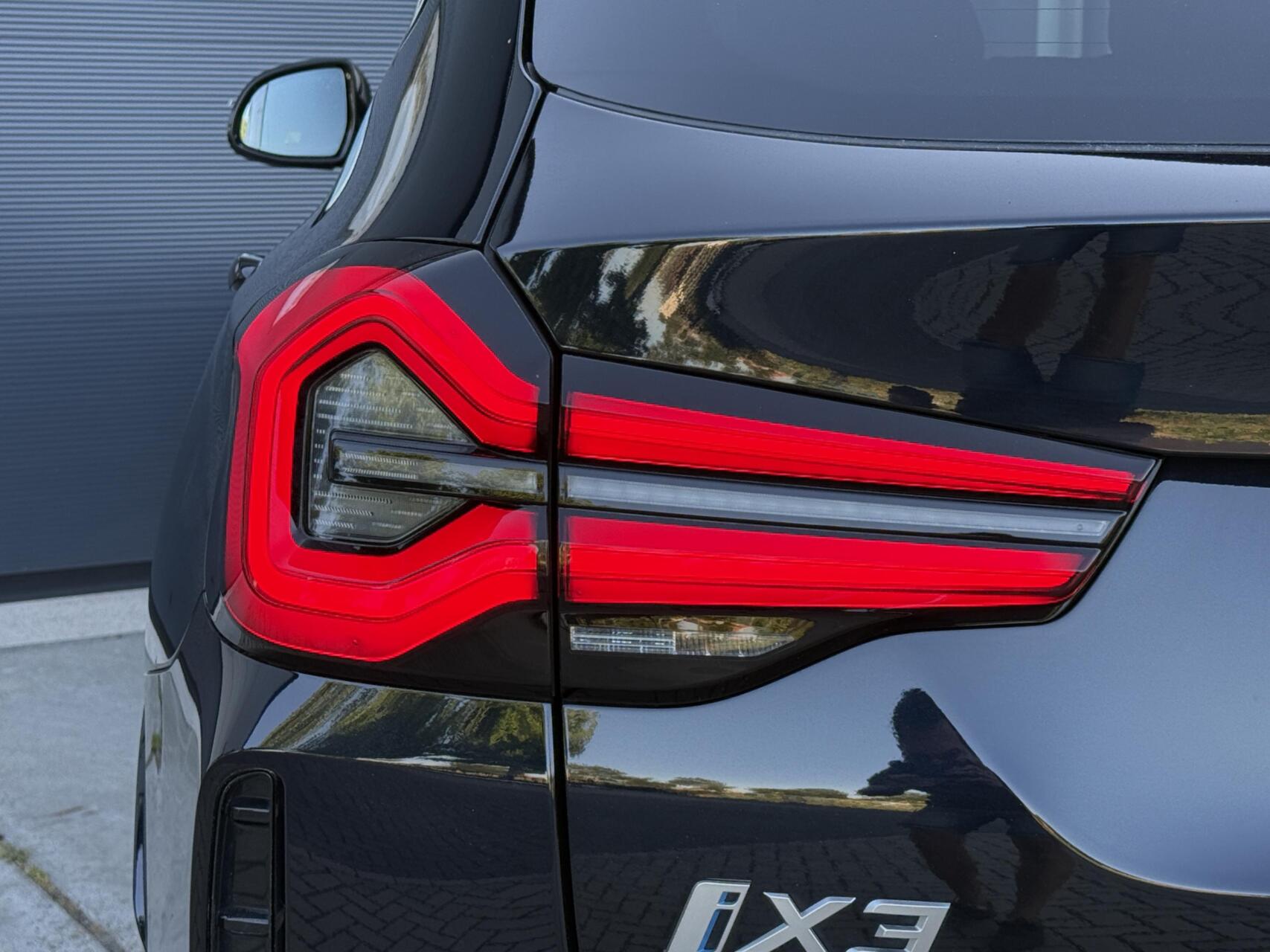 Foto van BMW Ix3
