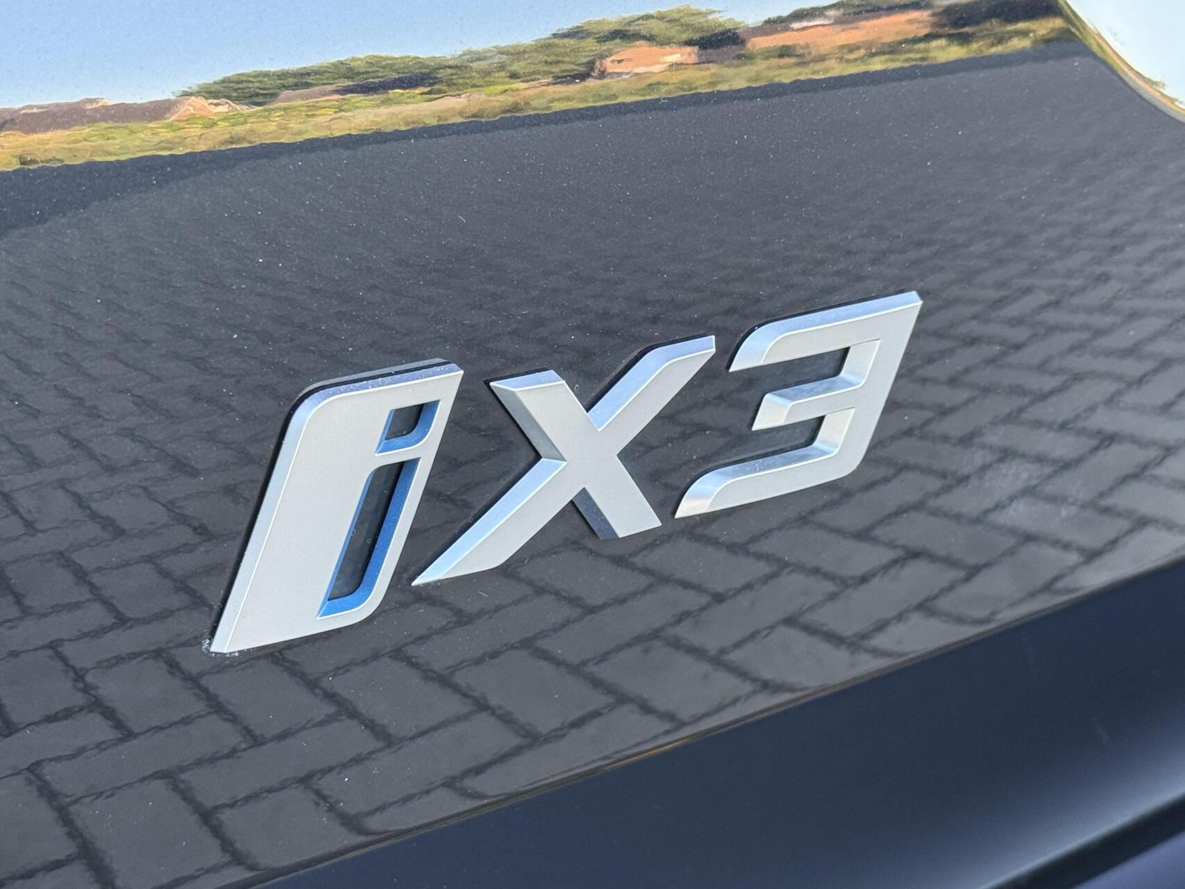 Foto van BMW Ix3