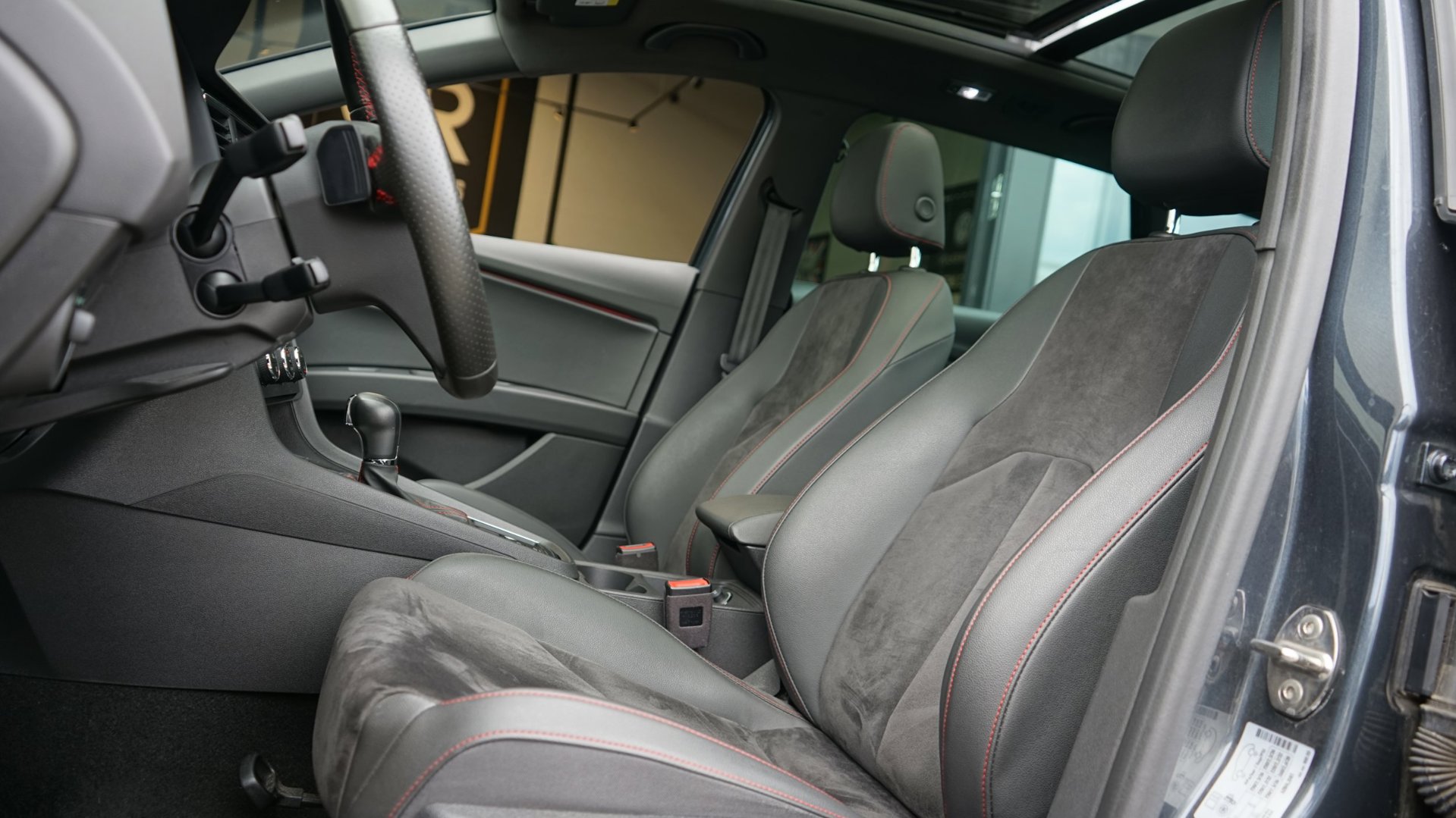 Foto van Seat Leon Sportourer ST