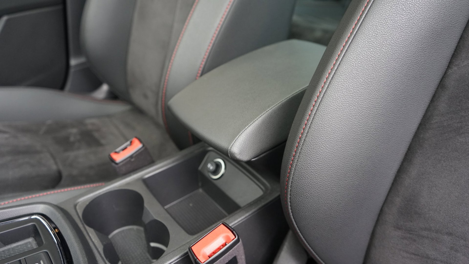 Foto van Seat Leon Sportourer ST