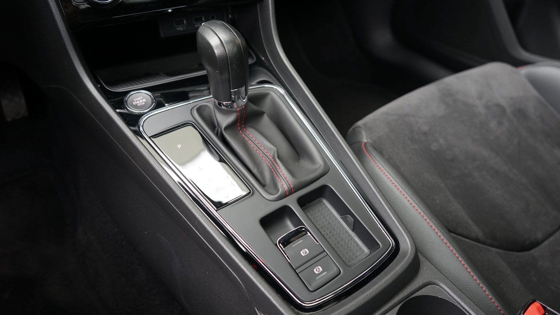 Foto van Seat Leon Sportourer ST