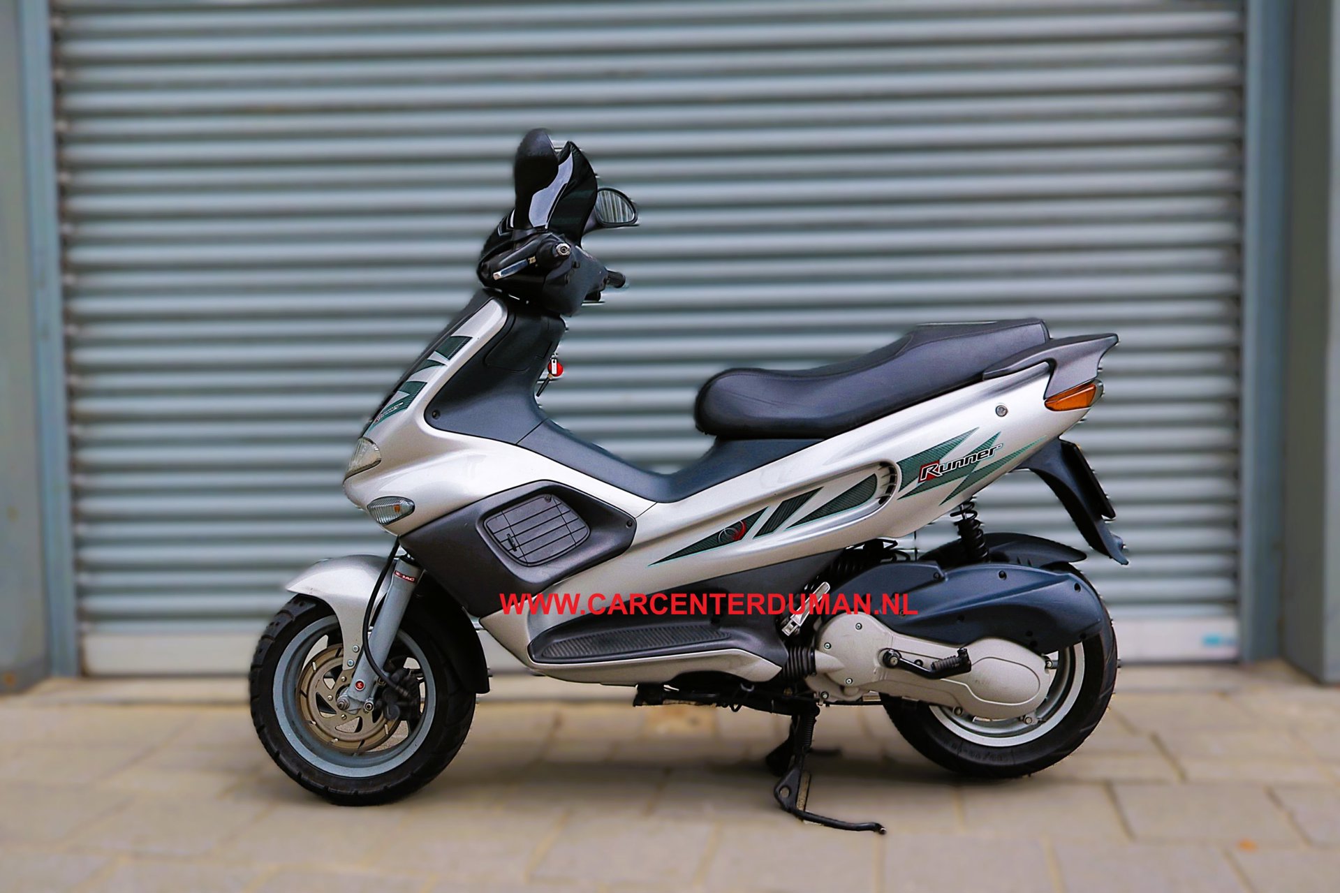 Foto van Gilera Runner