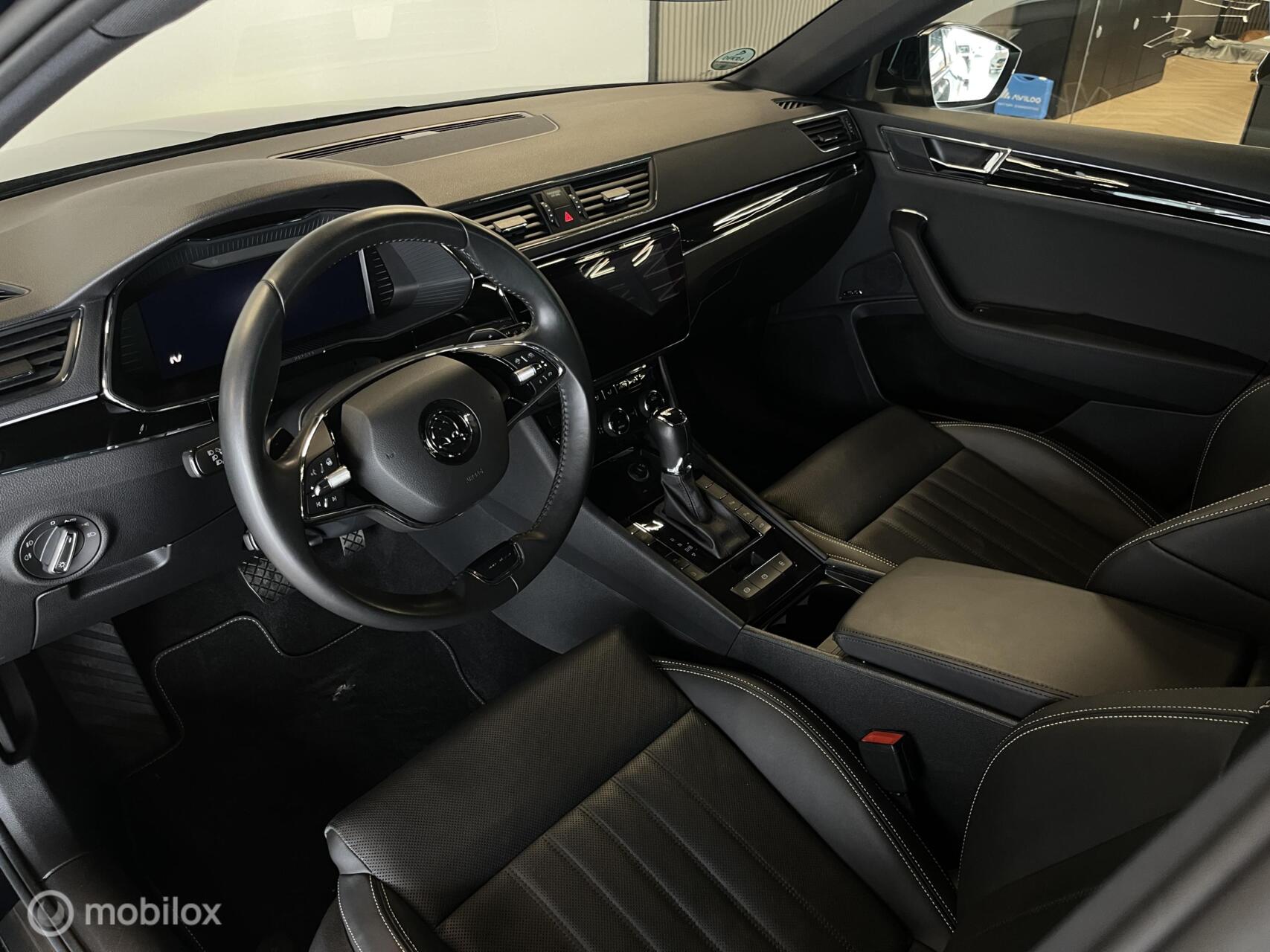 Foto van Skoda Superb Combi