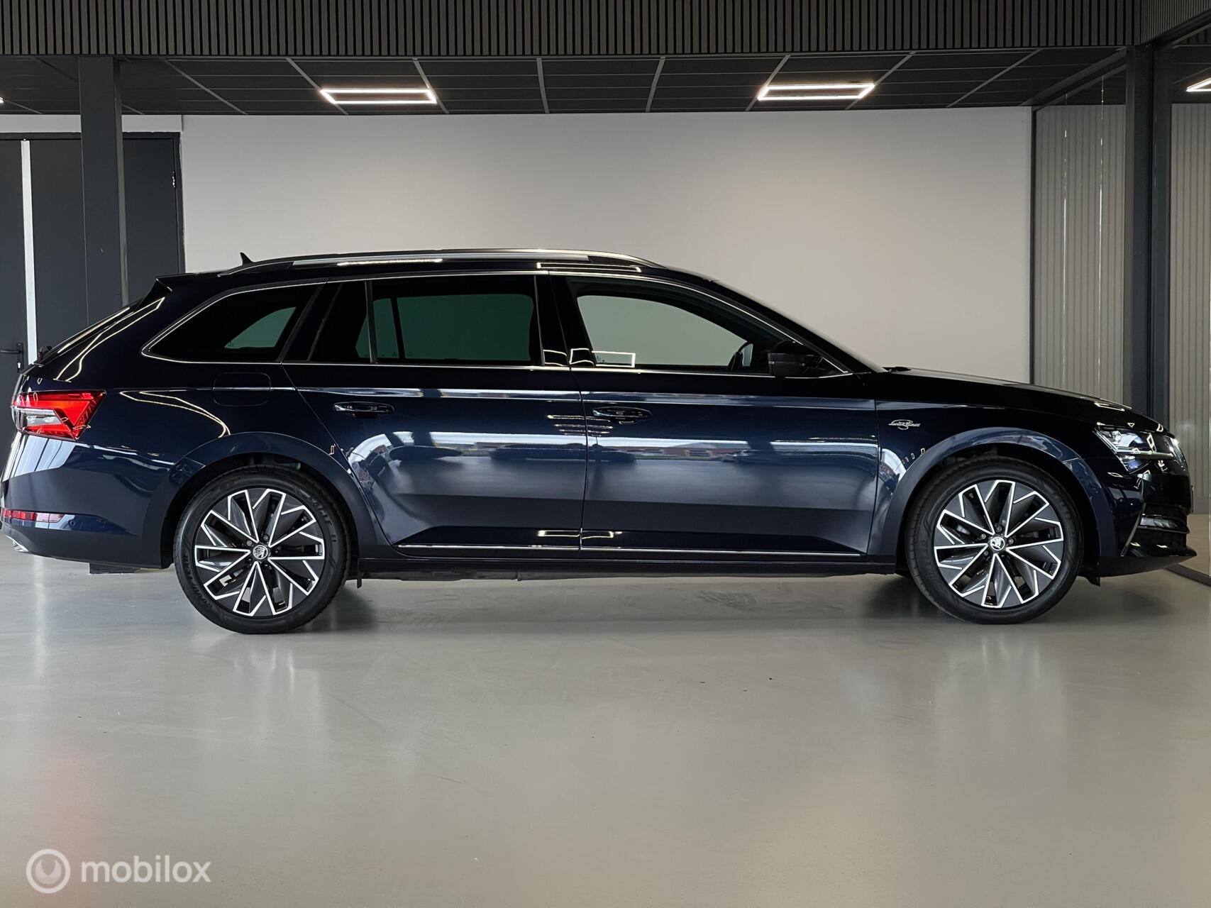 Foto van Skoda Superb Combi
