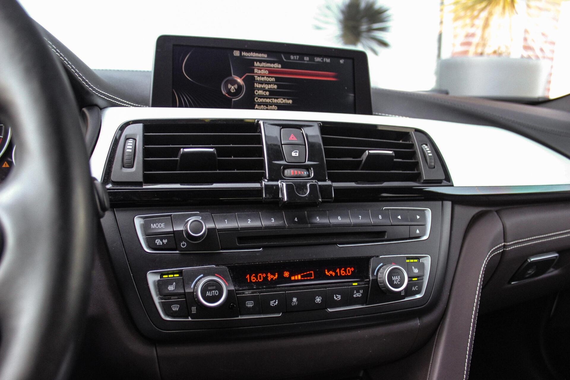 Foto van BMW 320i