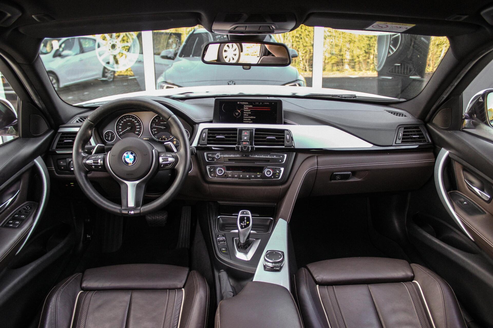 Foto van BMW 320i