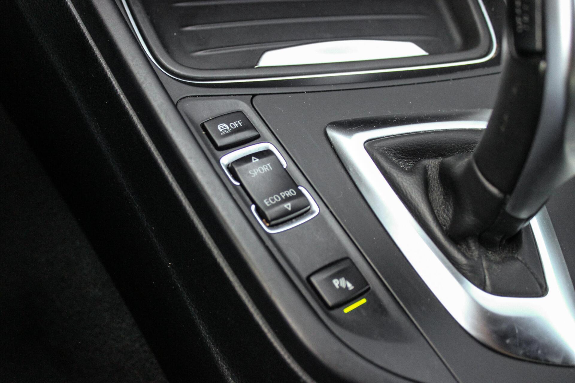 Foto van BMW 320i