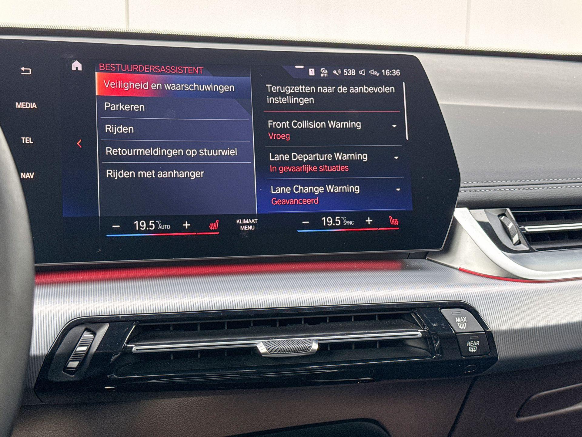 Foto van BMW X1 Xdrive30e