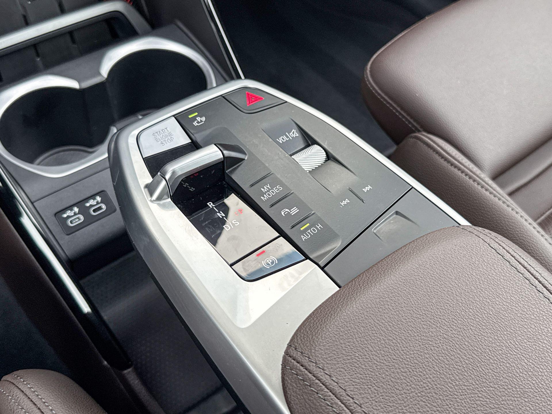 Foto van BMW X1 Xdrive30e
