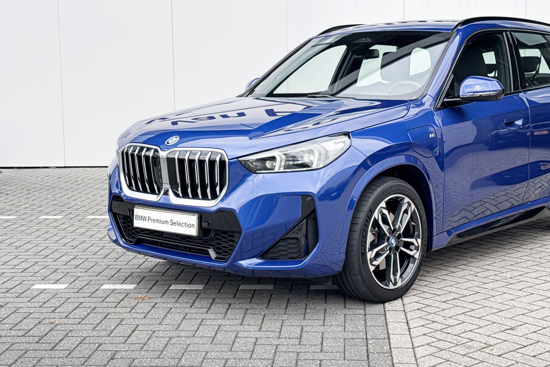 Foto van BMW X1 Xdrive30e