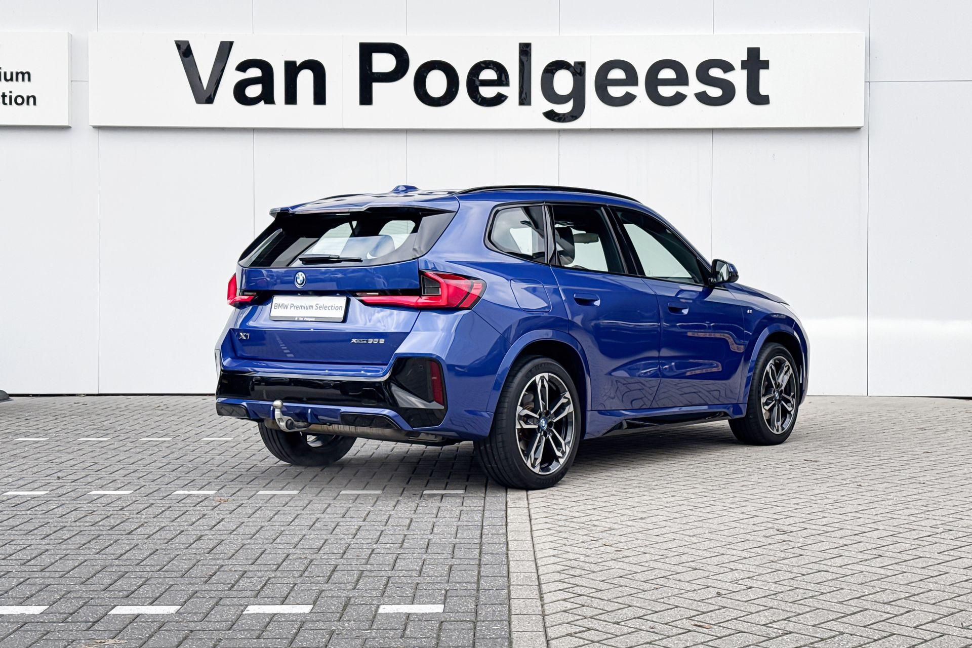 Foto van BMW X1 Xdrive30e