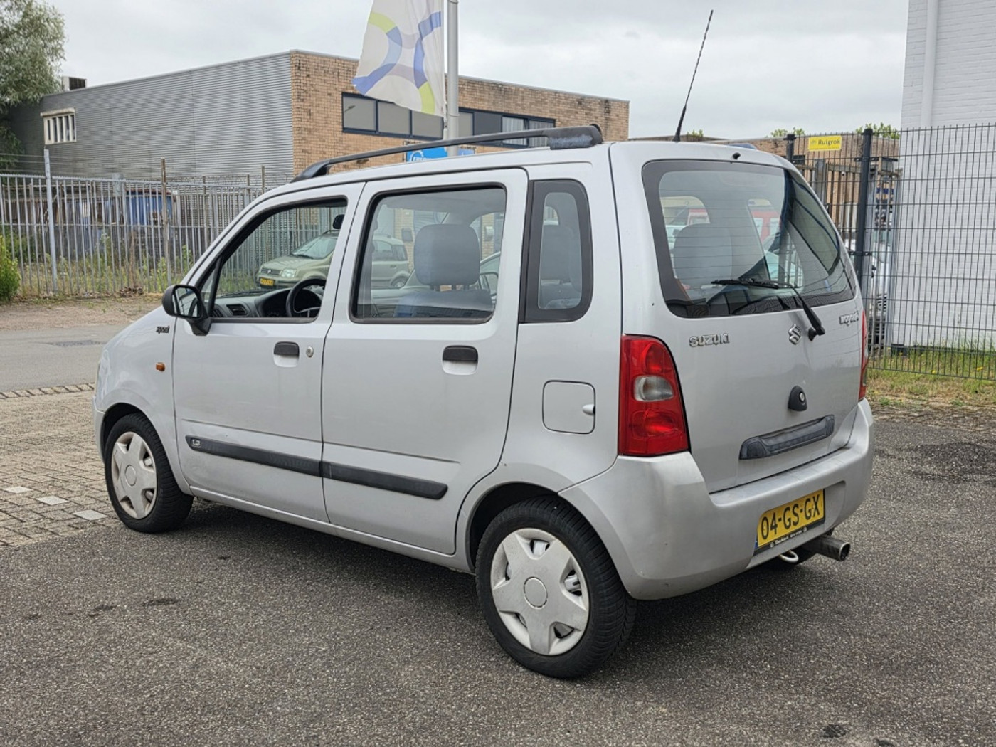 Foto van Suzuki Wagon R