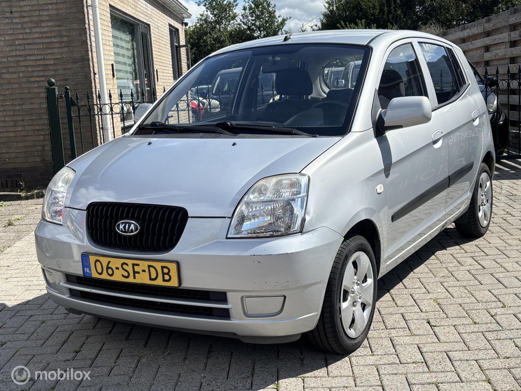 Kia Picanto 1.0 LX BETROUWBAAR EN GOEDKOOP MET NIEUWE APK! 2005 - voorkant