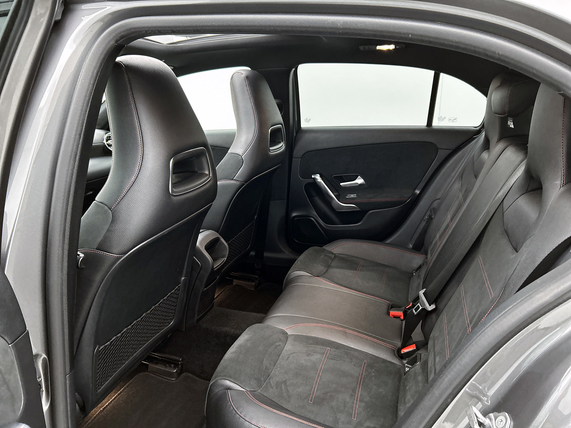 Foto van Mercedes-Benz A 200