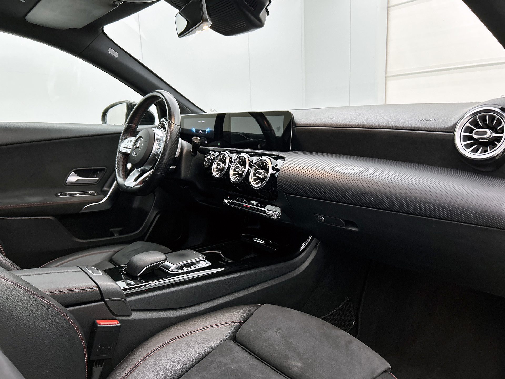 Foto van Mercedes-Benz A 200