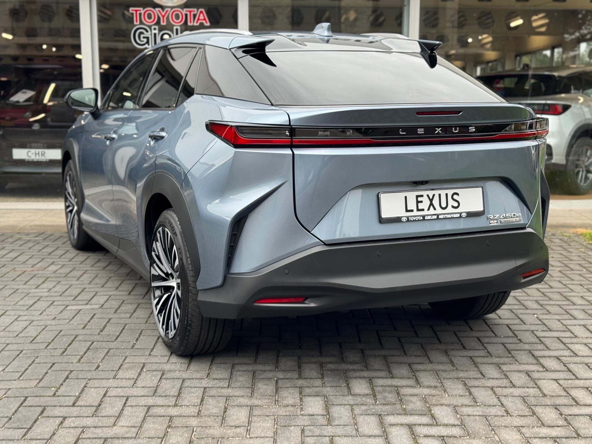 Foto van Lexus Lexus Rz450e