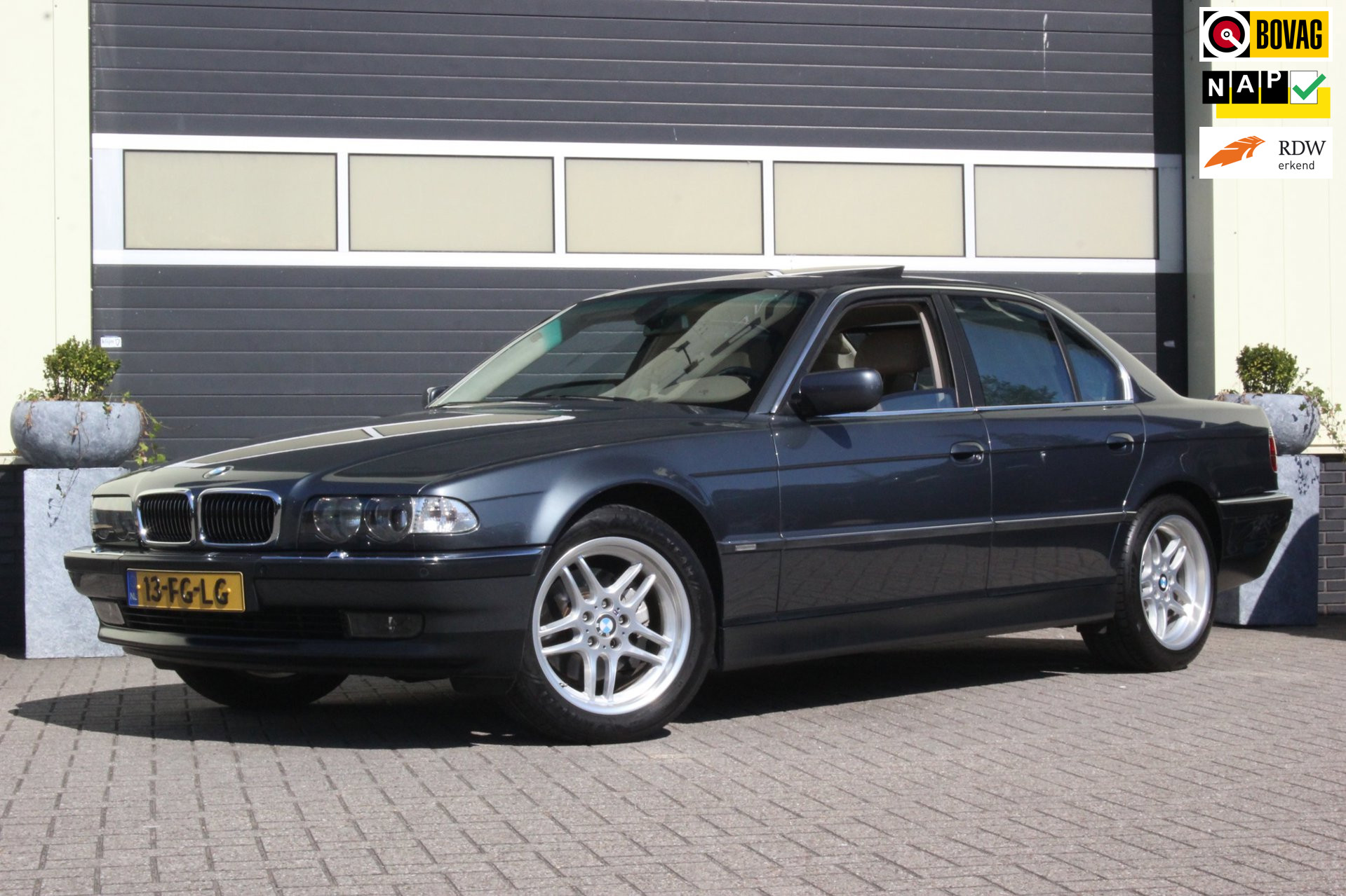 BMW 7er Reihe 740i High Executive E38 | Nappa | Glasdak | Comfortzitting | 2000 - voorkant