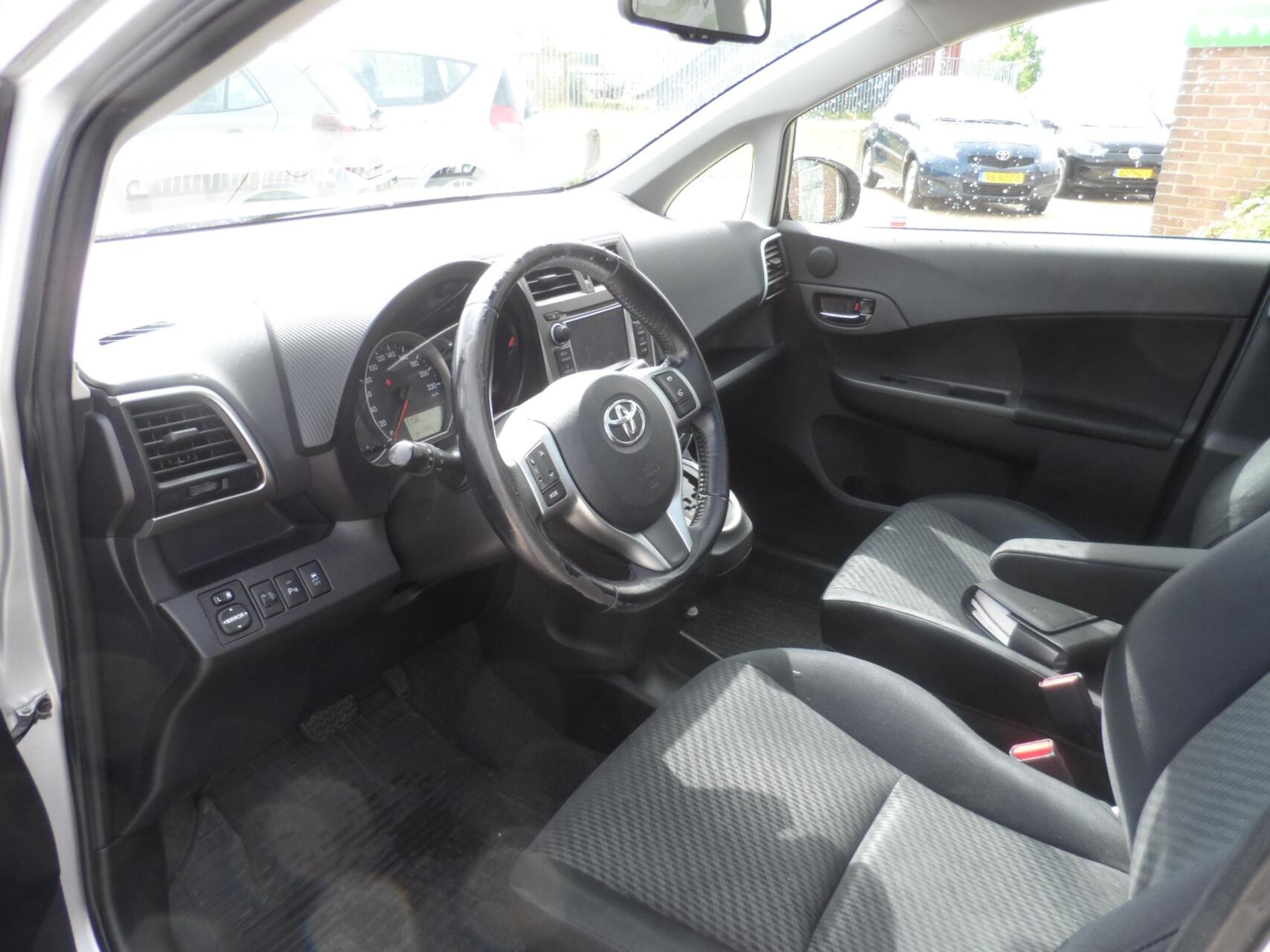 Foto van Toyota Toyota Verso-s