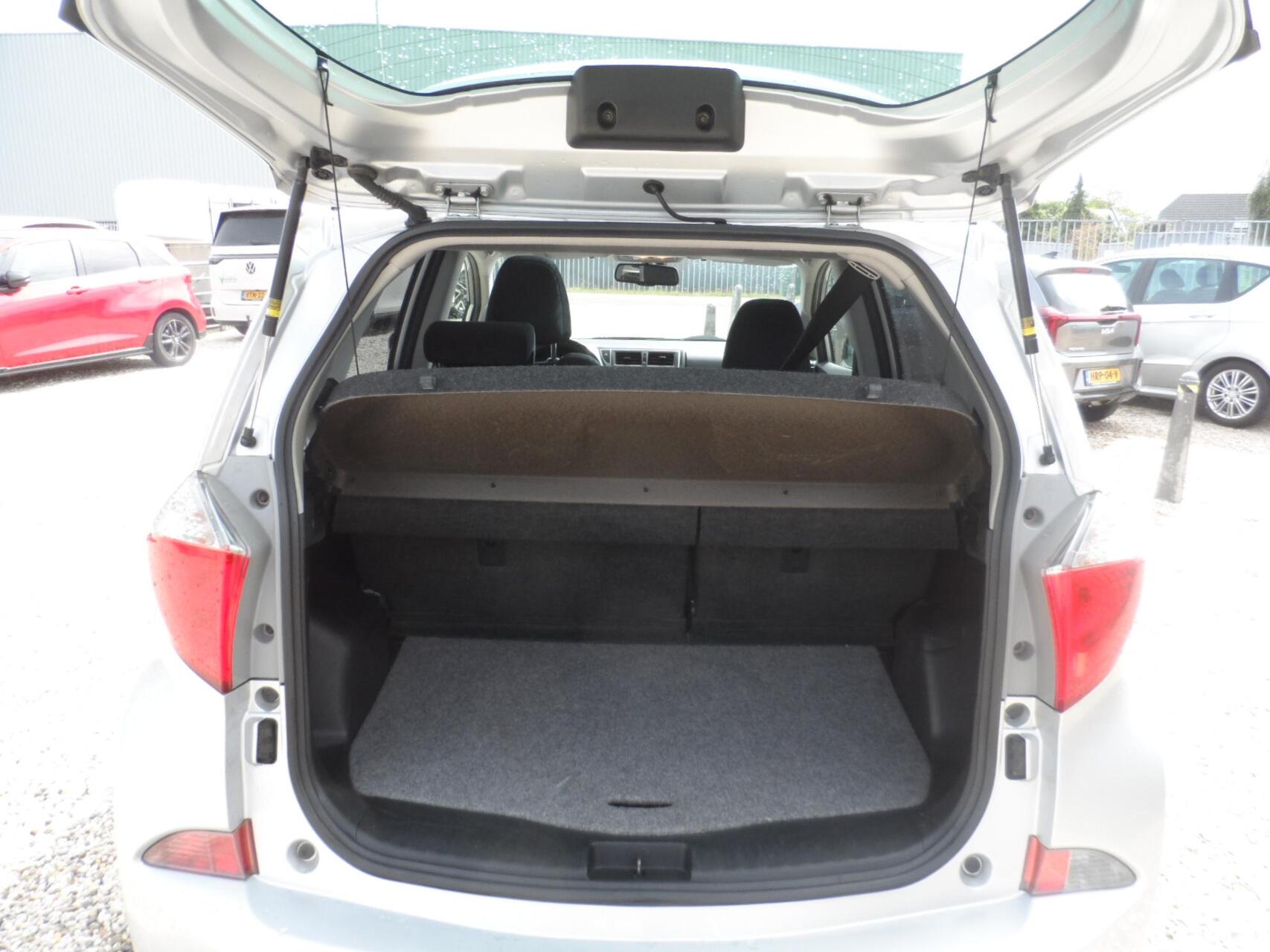 Foto van Toyota Toyota Verso-s