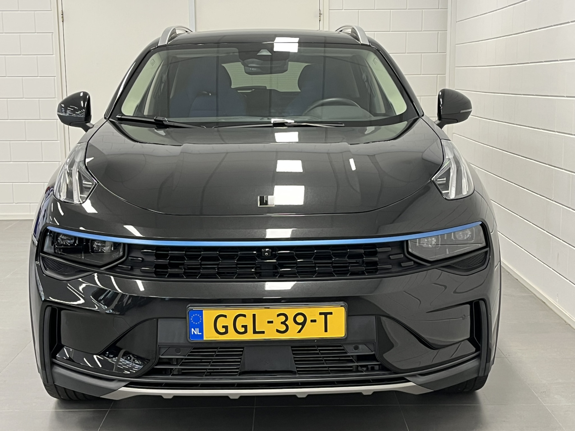 Foto van Lynk&co LYNK & Co 01