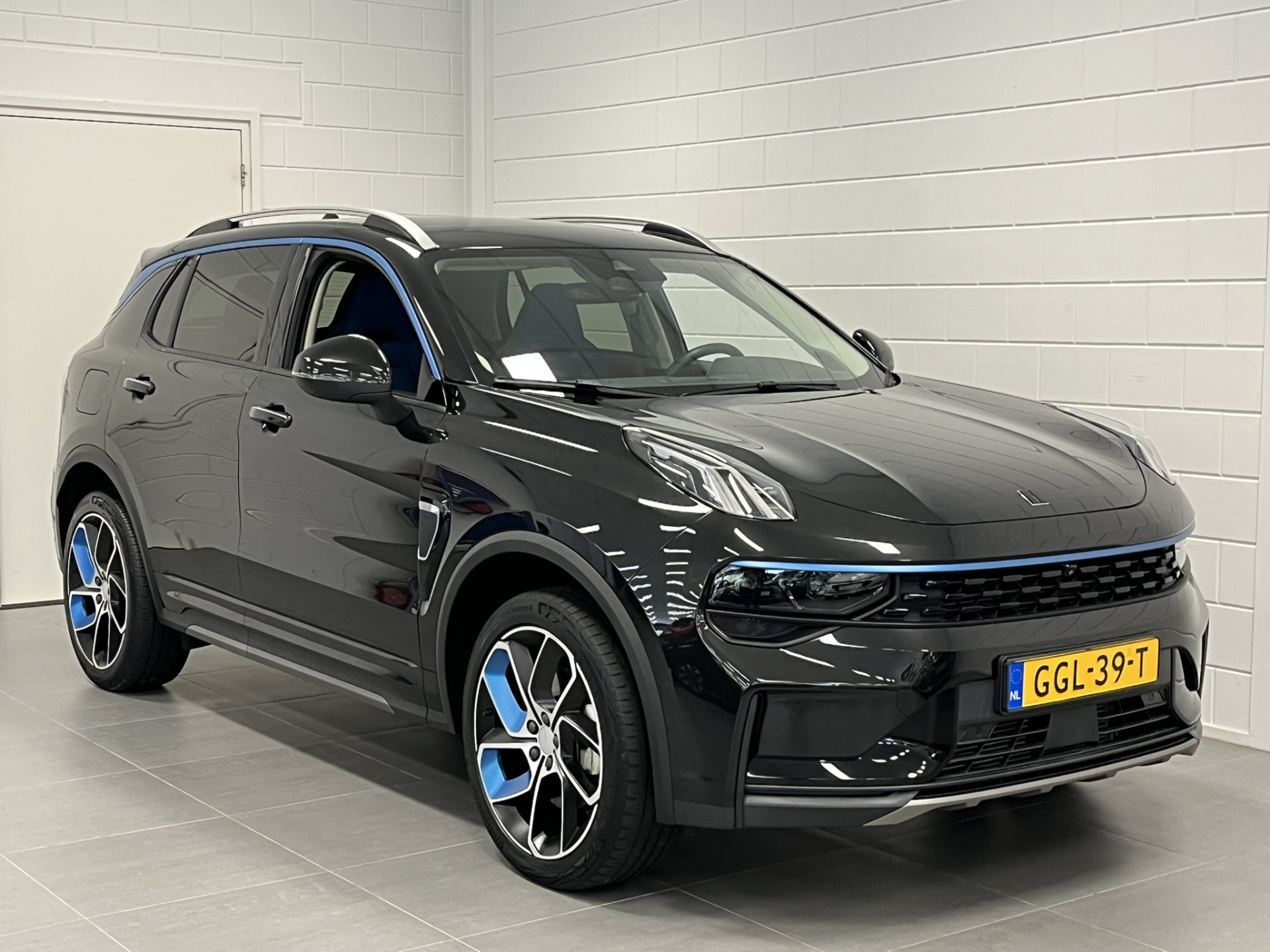 Foto van Lynk&co LYNK & Co 01