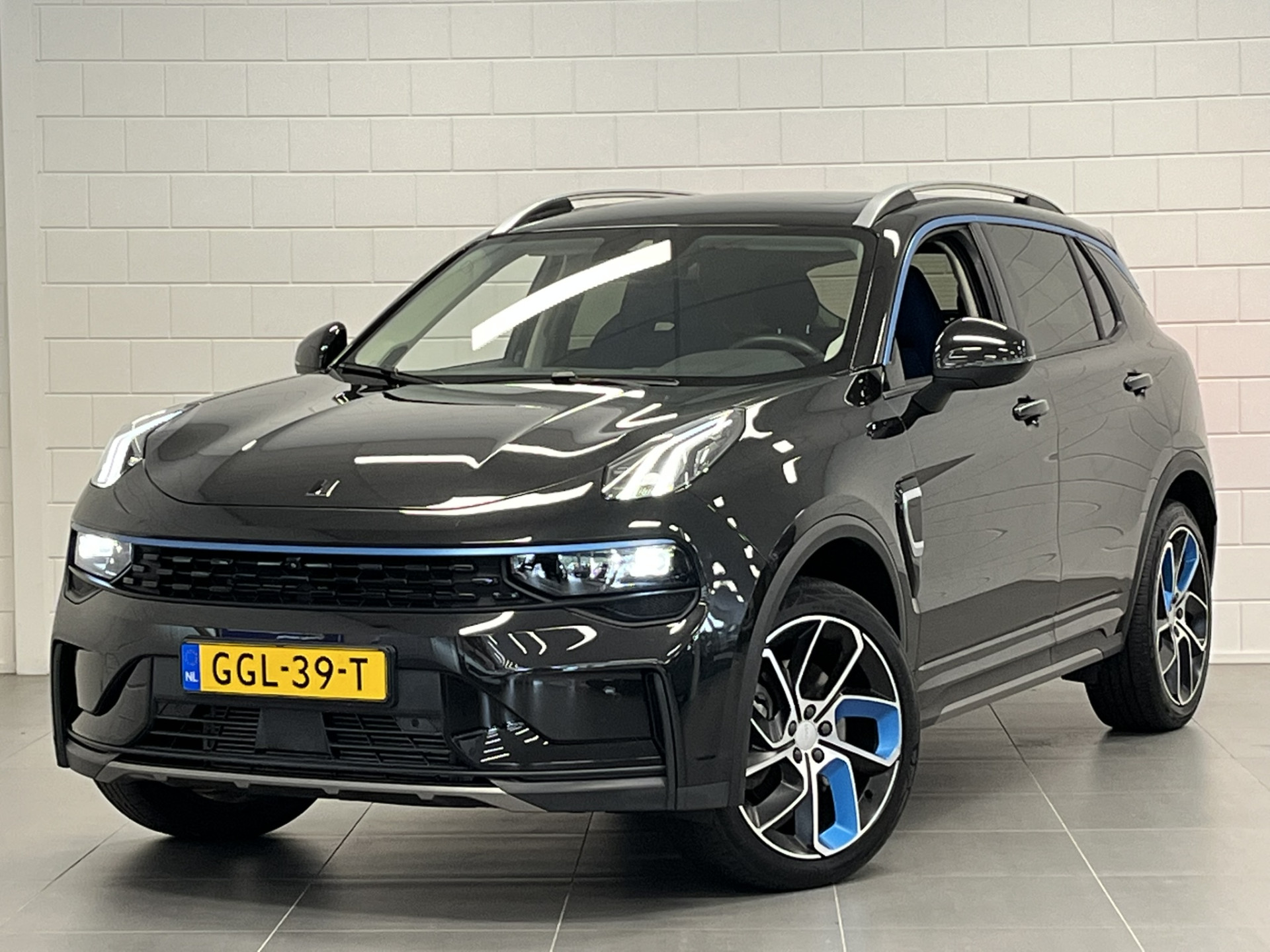 Foto van Lynk&co LYNK & Co 01