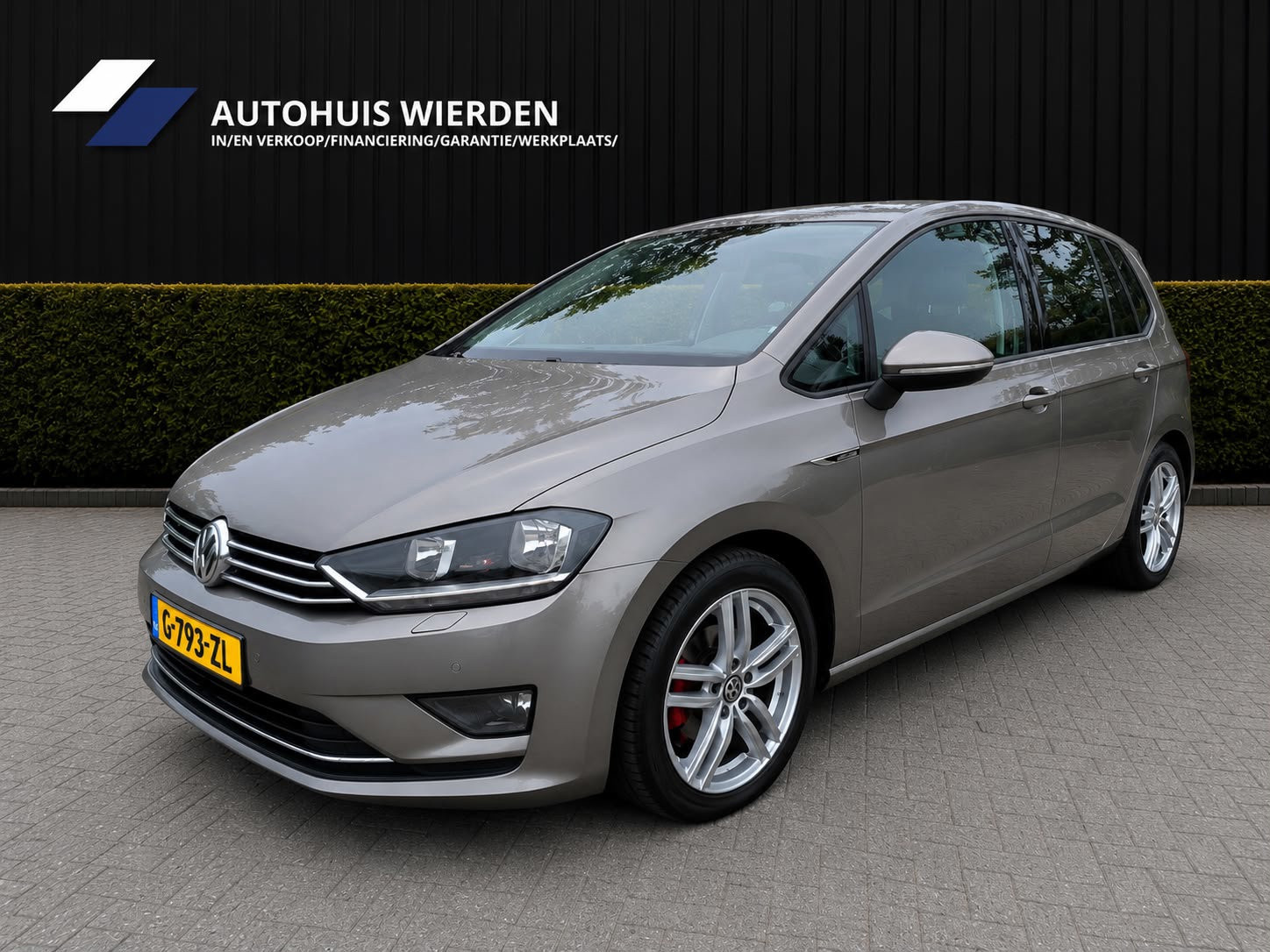 Volkswagen Golf Sportsvan 1.2 TSI Lounge Stoelverw/Elektr-Trekh/Cruise 2015 - voorkant