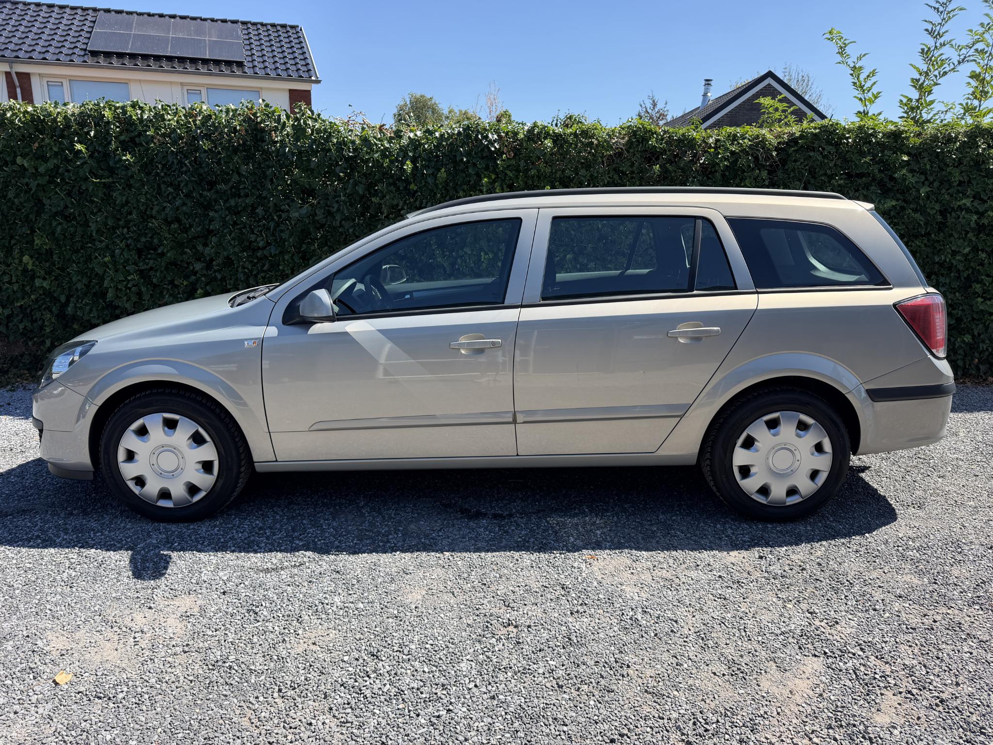 Foto van Opel Astra Station Wagon