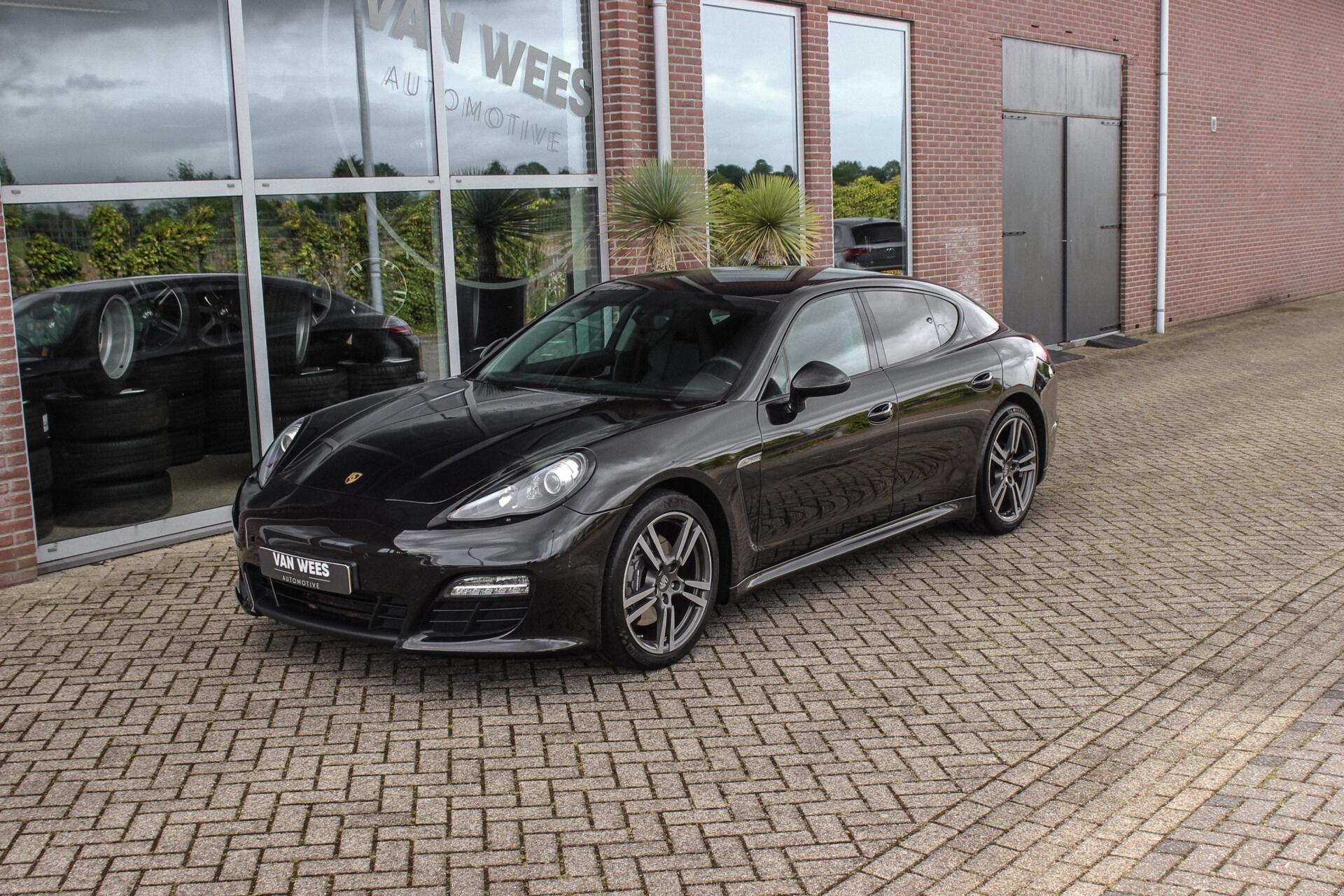 Foto van Porsche Panamera 4