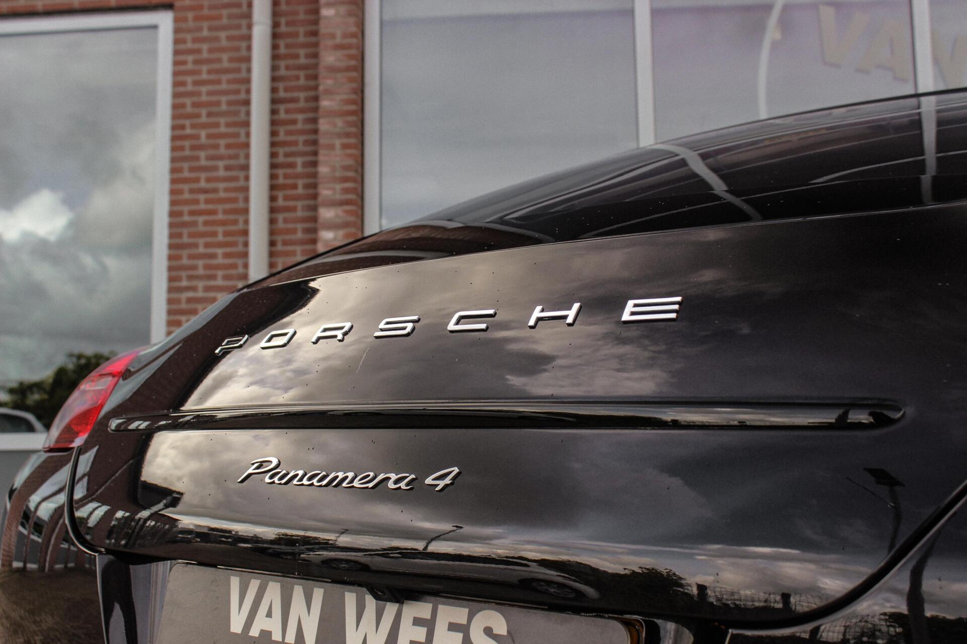 Foto van Porsche Panamera 4