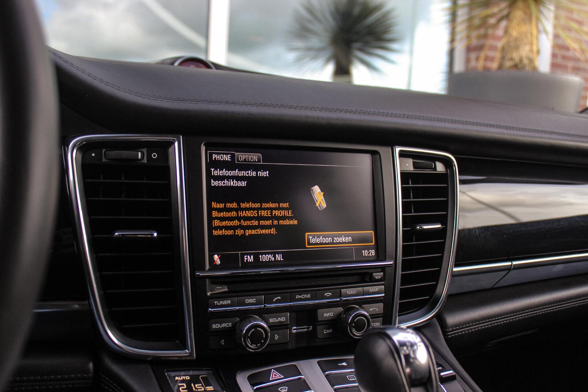 Foto van Porsche Panamera 4