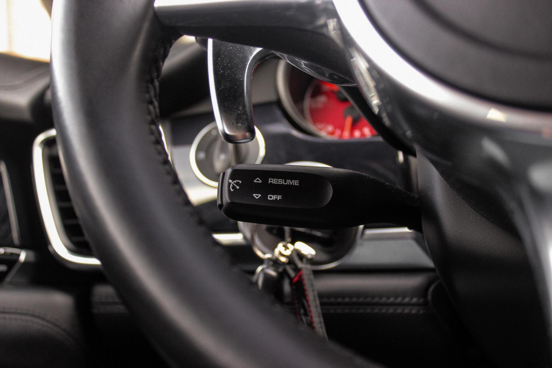 Foto van Porsche Panamera 4