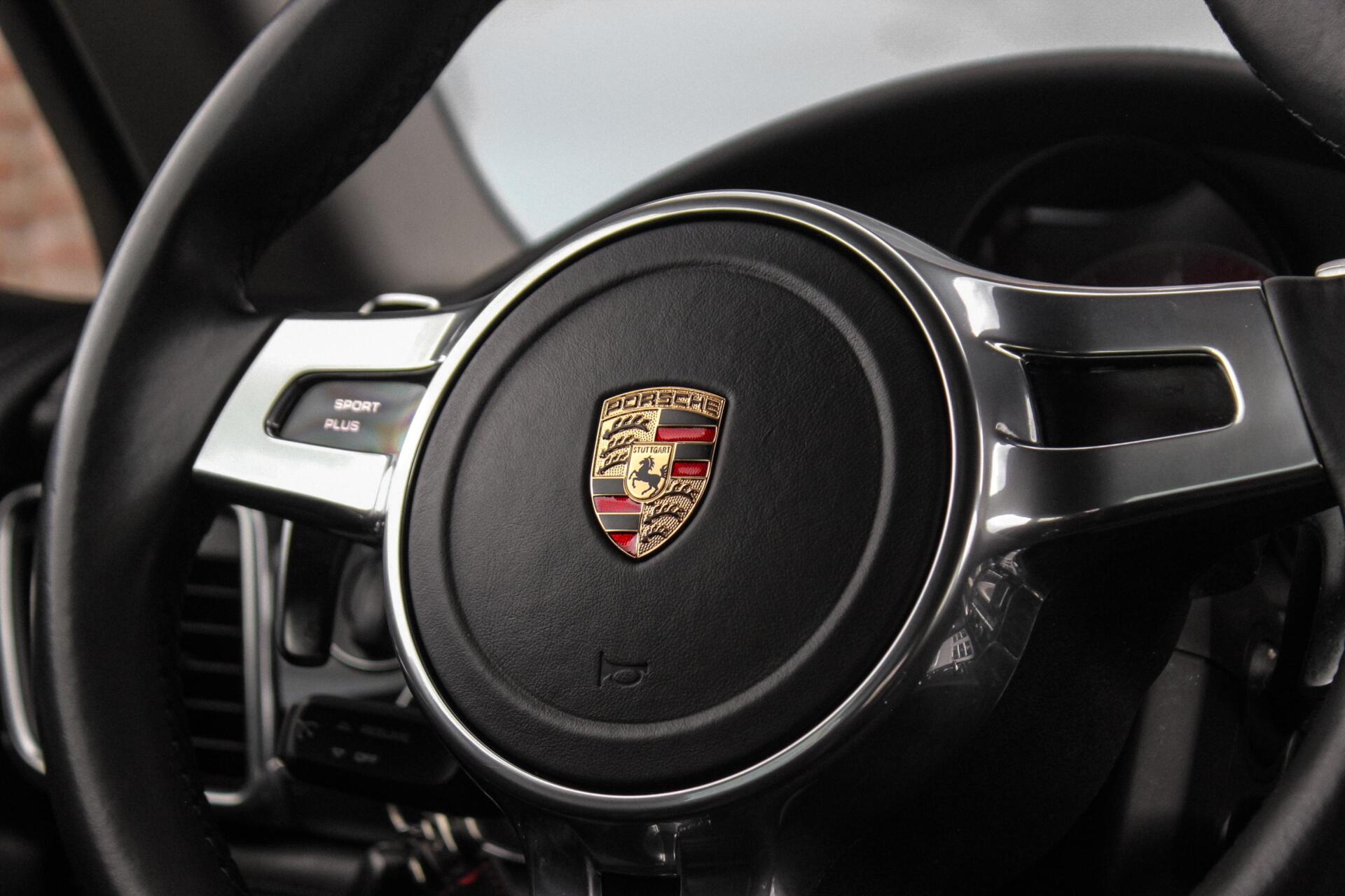 Foto van Porsche Panamera 4