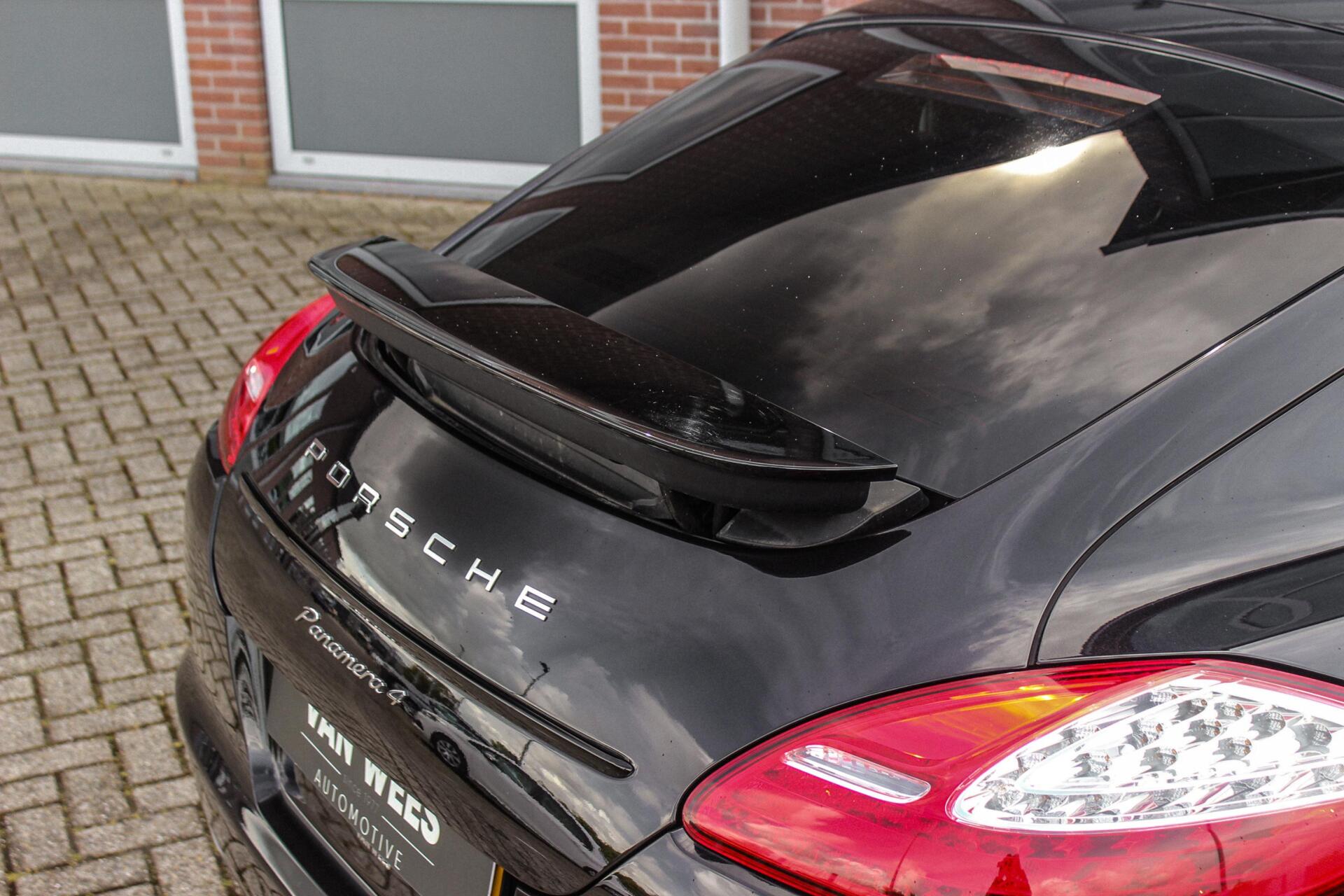 Foto van Porsche Panamera 4