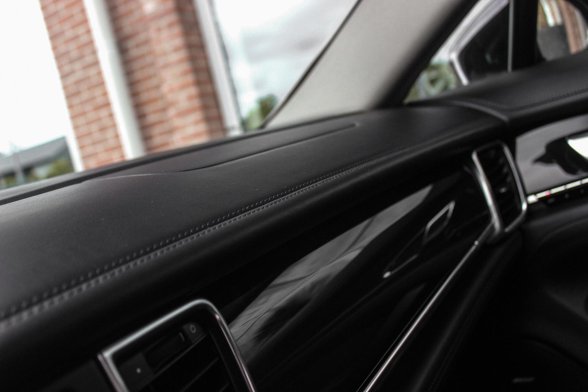 Foto van Porsche Panamera 4