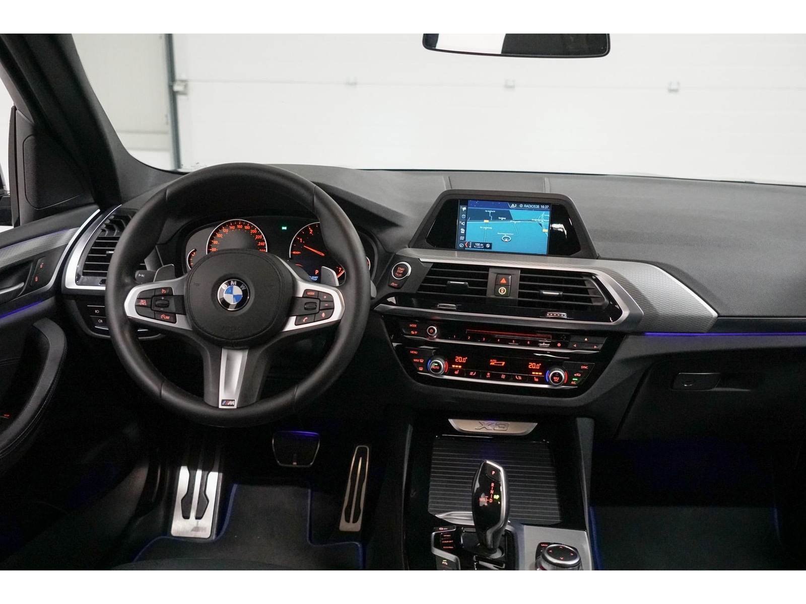 Foto van BMW X3 Xdrive20i